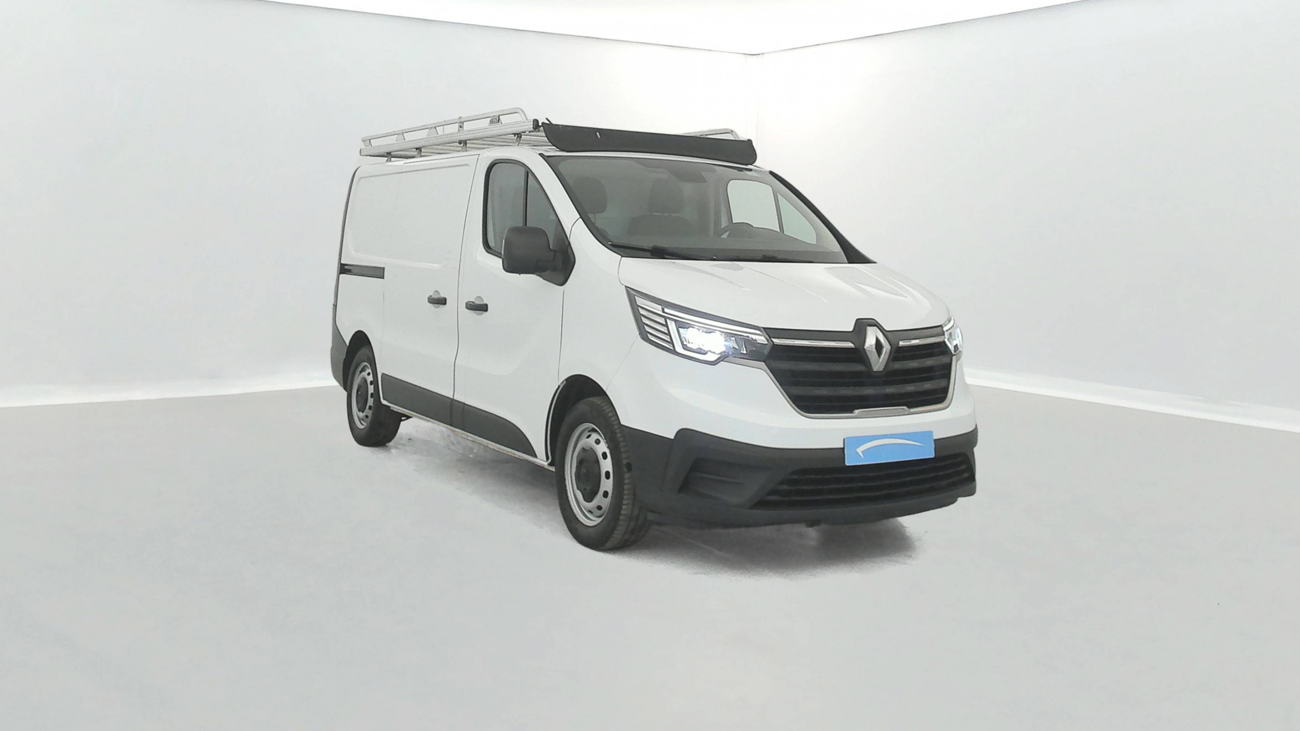 Vente en ligne Renault Trafic 3 Fourgon TRAFIC FGN L1H1 2800 KG BLUE DCI 110 au prix de 20 990 €