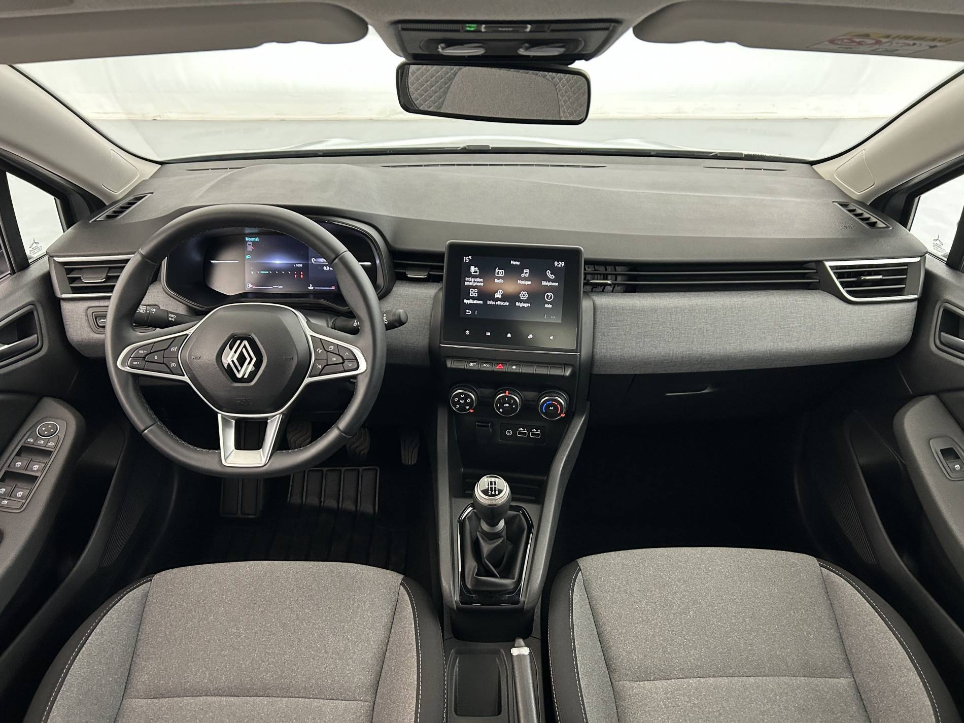 Vente en ligne Renault Clio 5 Clio TCe 90 au prix de 14 990 €