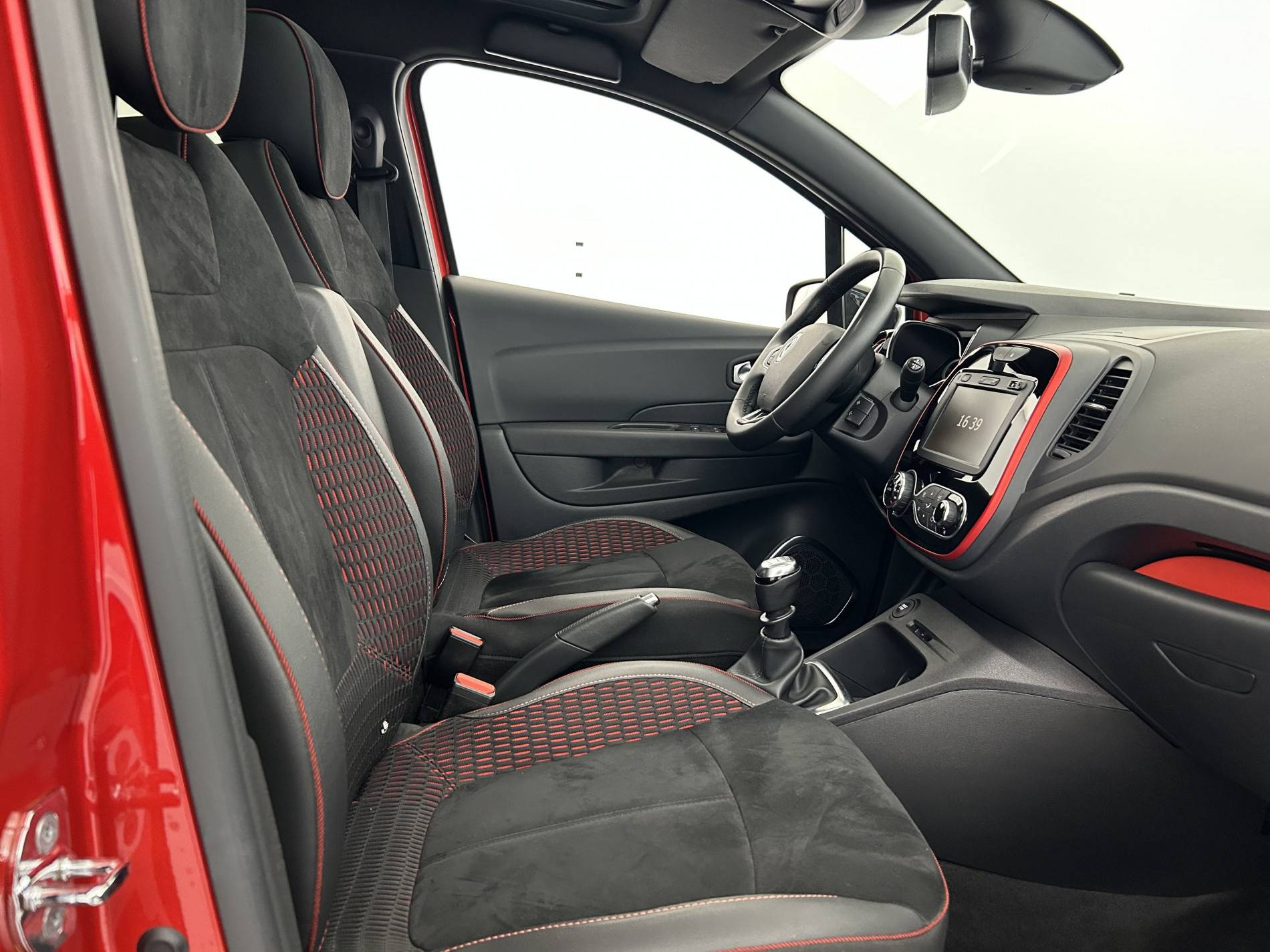 Vente en ligne Renault Captur  TCe 130 FAP au prix de 13 990 €