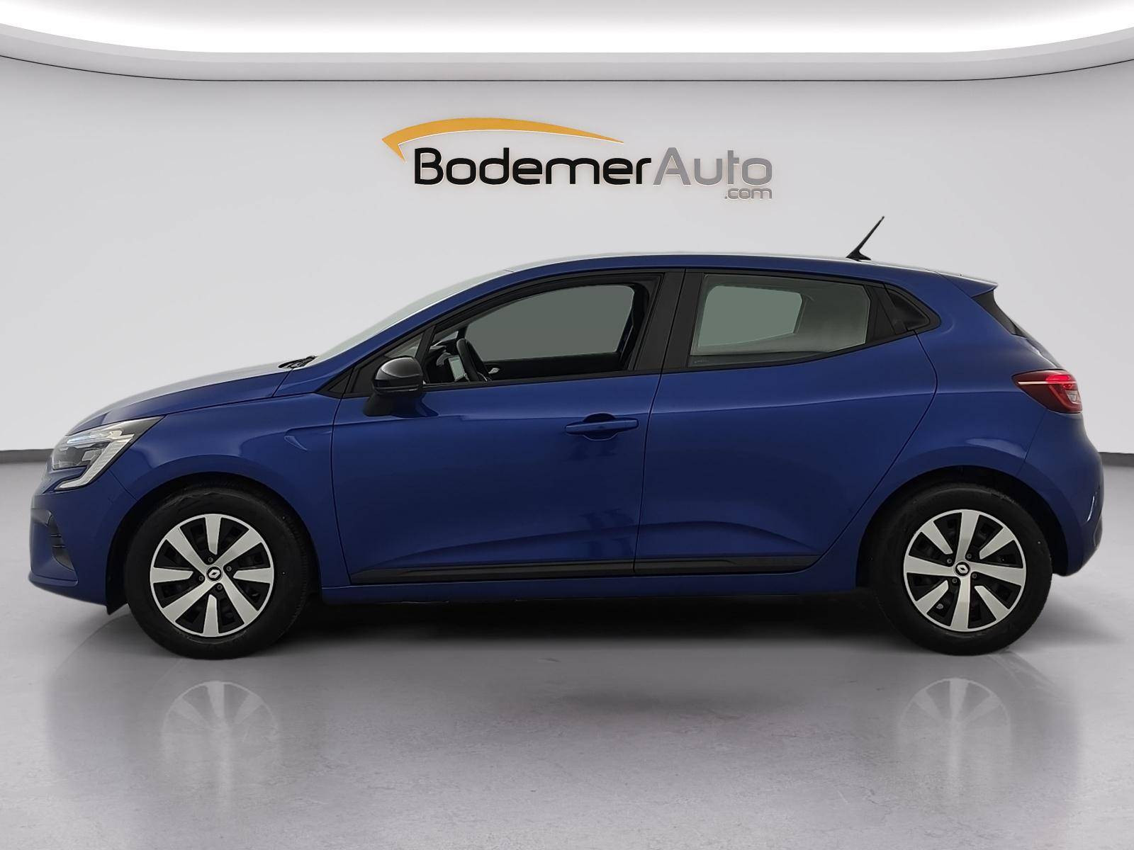 Vente en ligne Renault Clio 5 Clio E-Tech full hybrid 145 au prix de 17 900 €