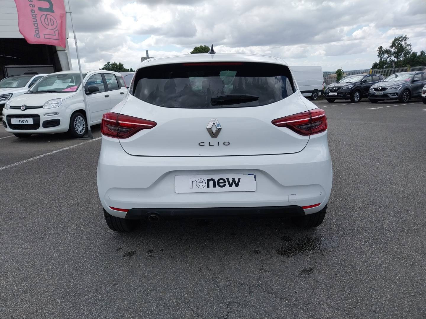 Vente en ligne Renault Clio 5 Clio TCe 90 au prix de 14 990 €