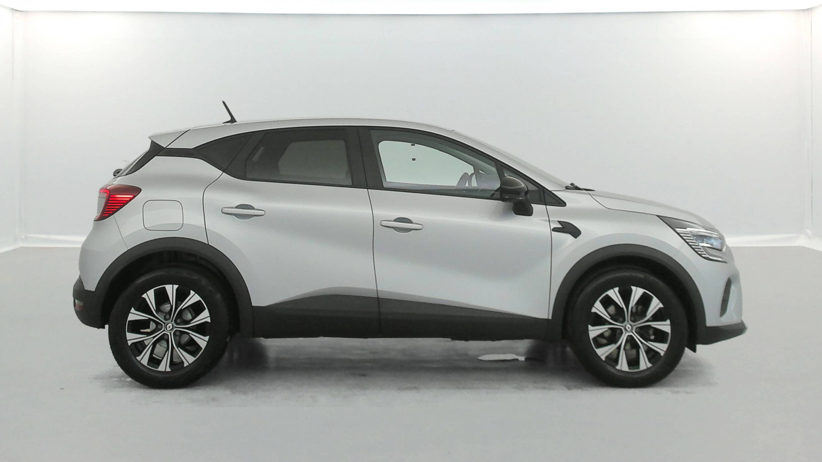 Vente en ligne Renault Captur  TCe 90 au prix de 16 990 €