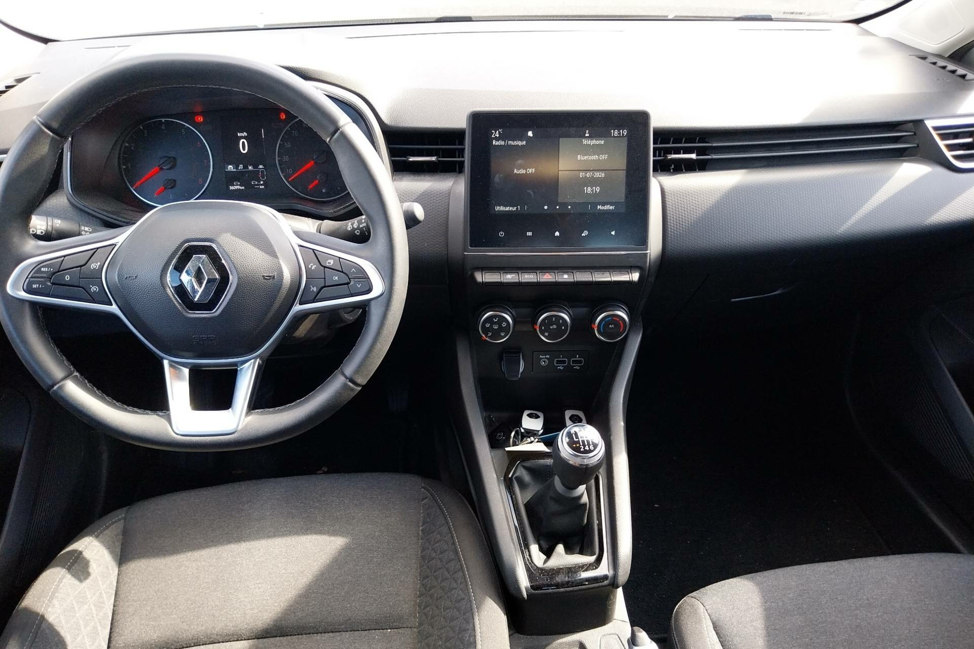 Vente en ligne Renault Clio 5 Clio TCe 90 au prix de 13 290 €