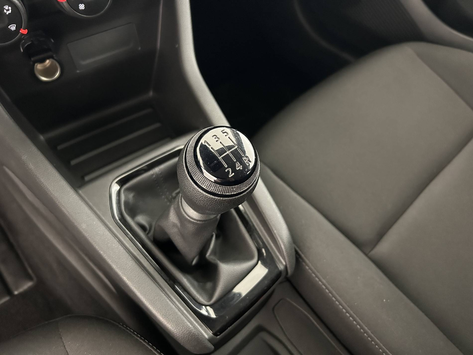 Vente en ligne Renault Clio 5 Clio SCe 65 au prix de 12 990 €