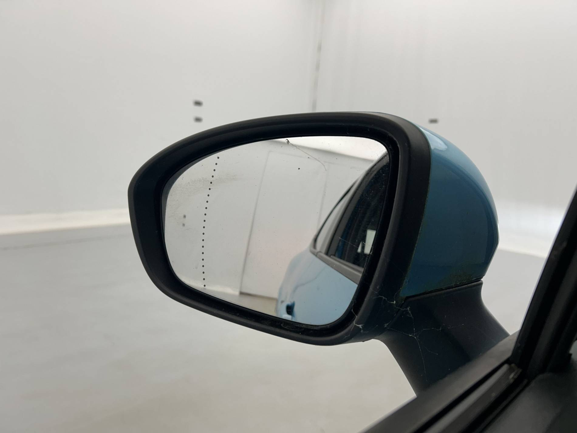 Vente en ligne Renault Clio 5 Clio E-Tech 140 - 21N au prix de 15 390 €