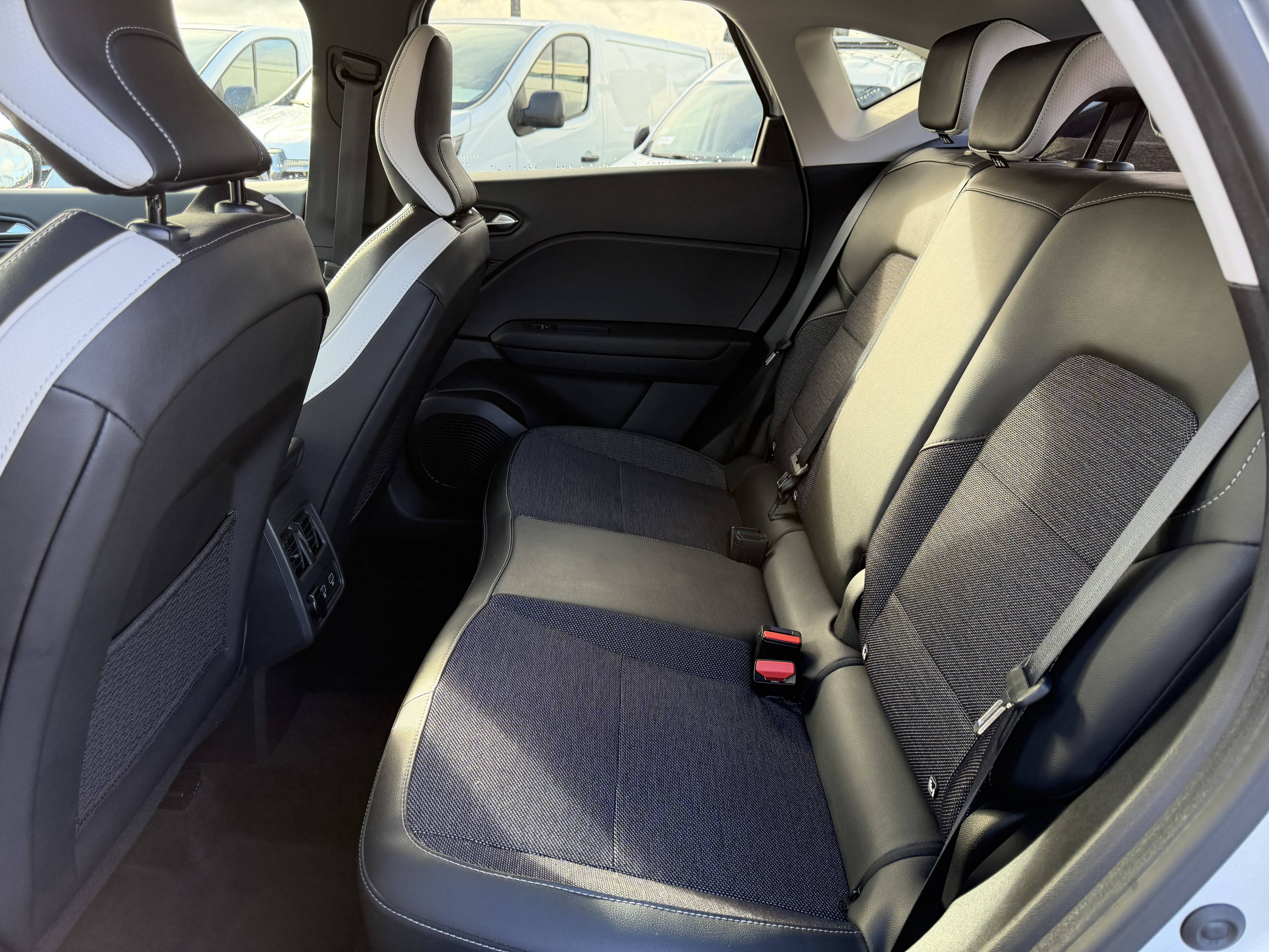 Vente en ligne Renault Captur  TCe 90 - 21 au prix de 15 280 €