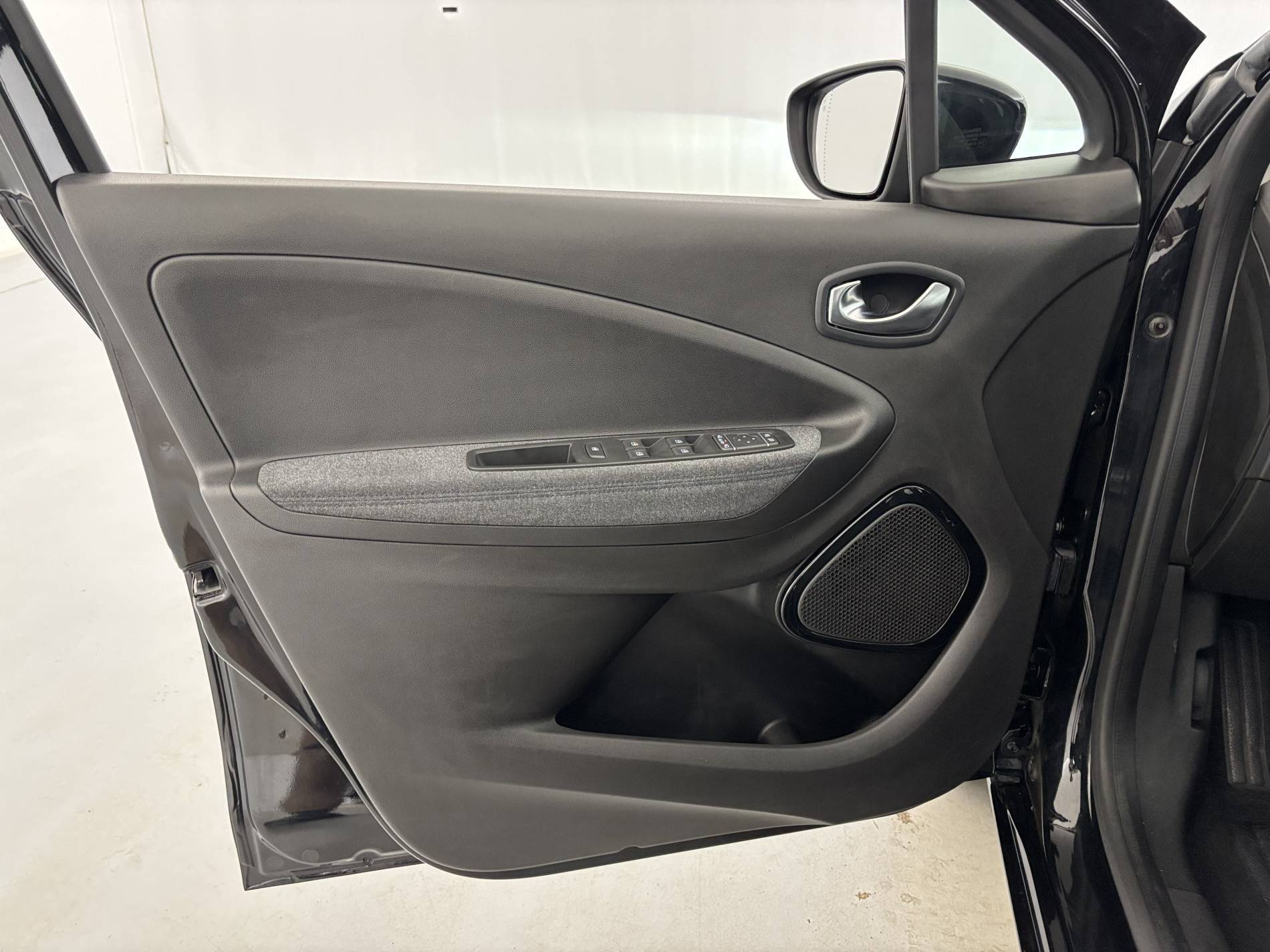 Vente en ligne Renault Zoé Zoe R135 - 22B au prix de 16 790 €