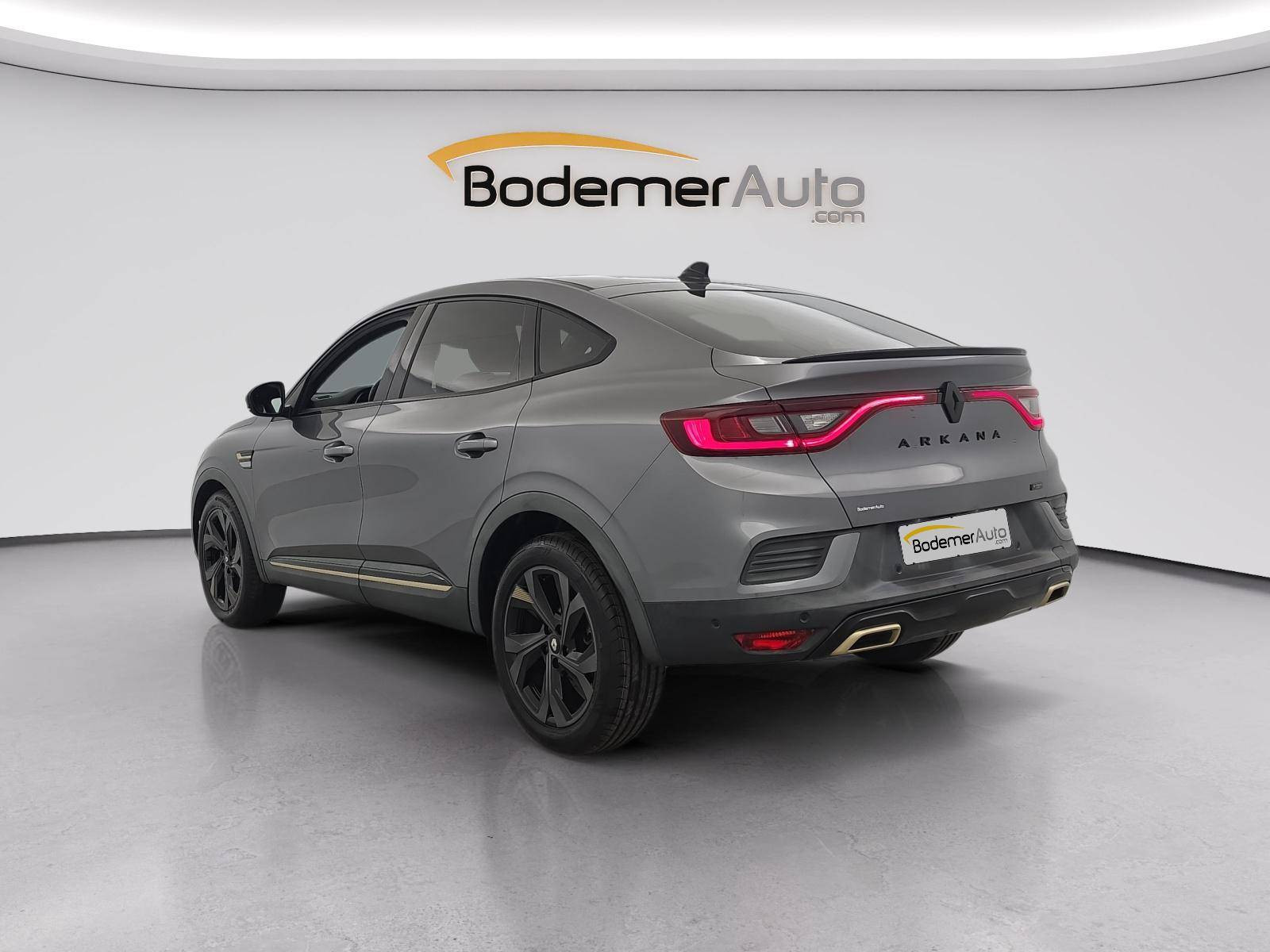 Vente en ligne Renault Arkana  E-Tech hybride 145 - 22 au prix de 21 900 €