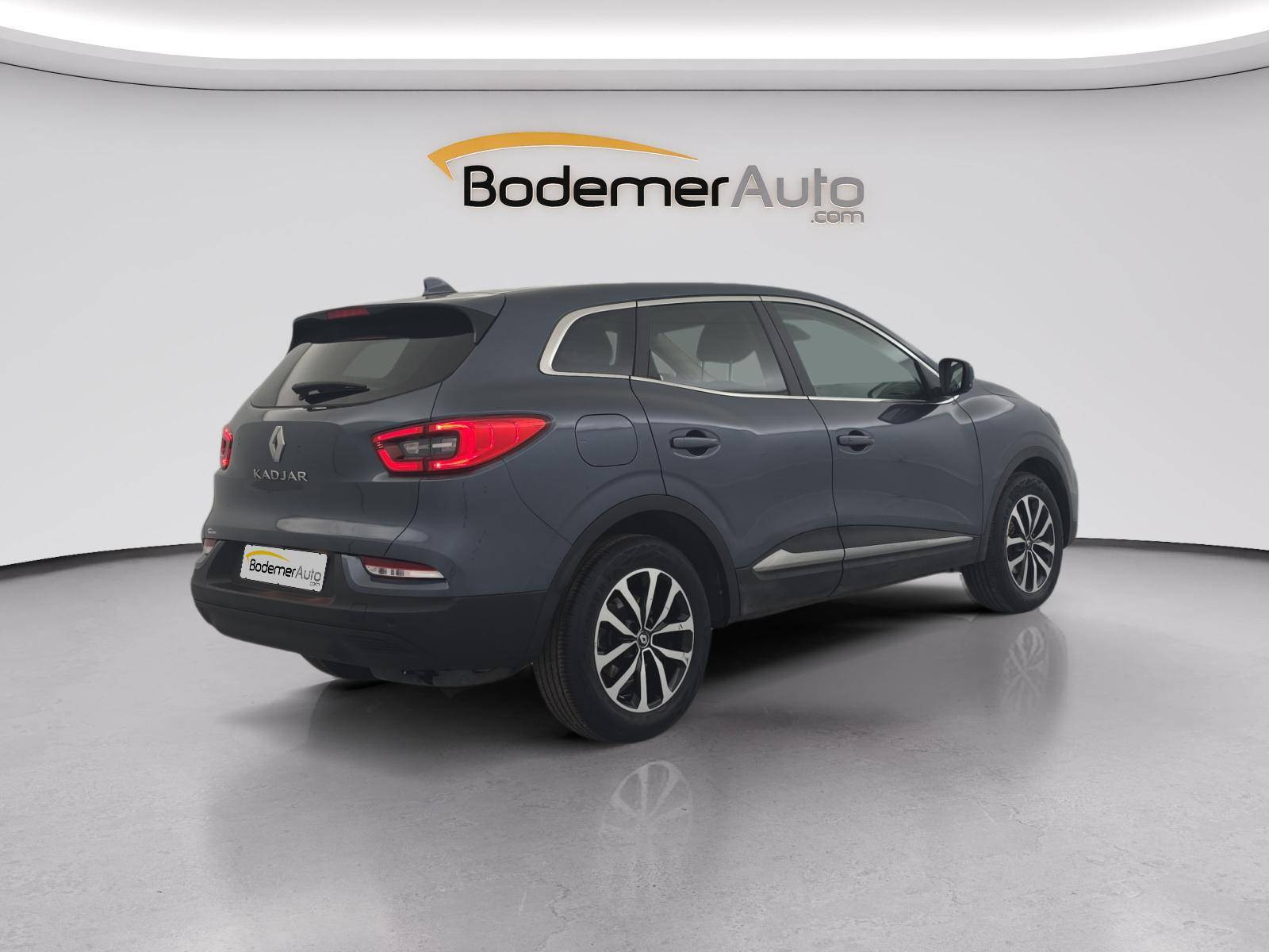 Vente en ligne Renault Kadjar  Blue dCi 115 EDC au prix de 15 900 €