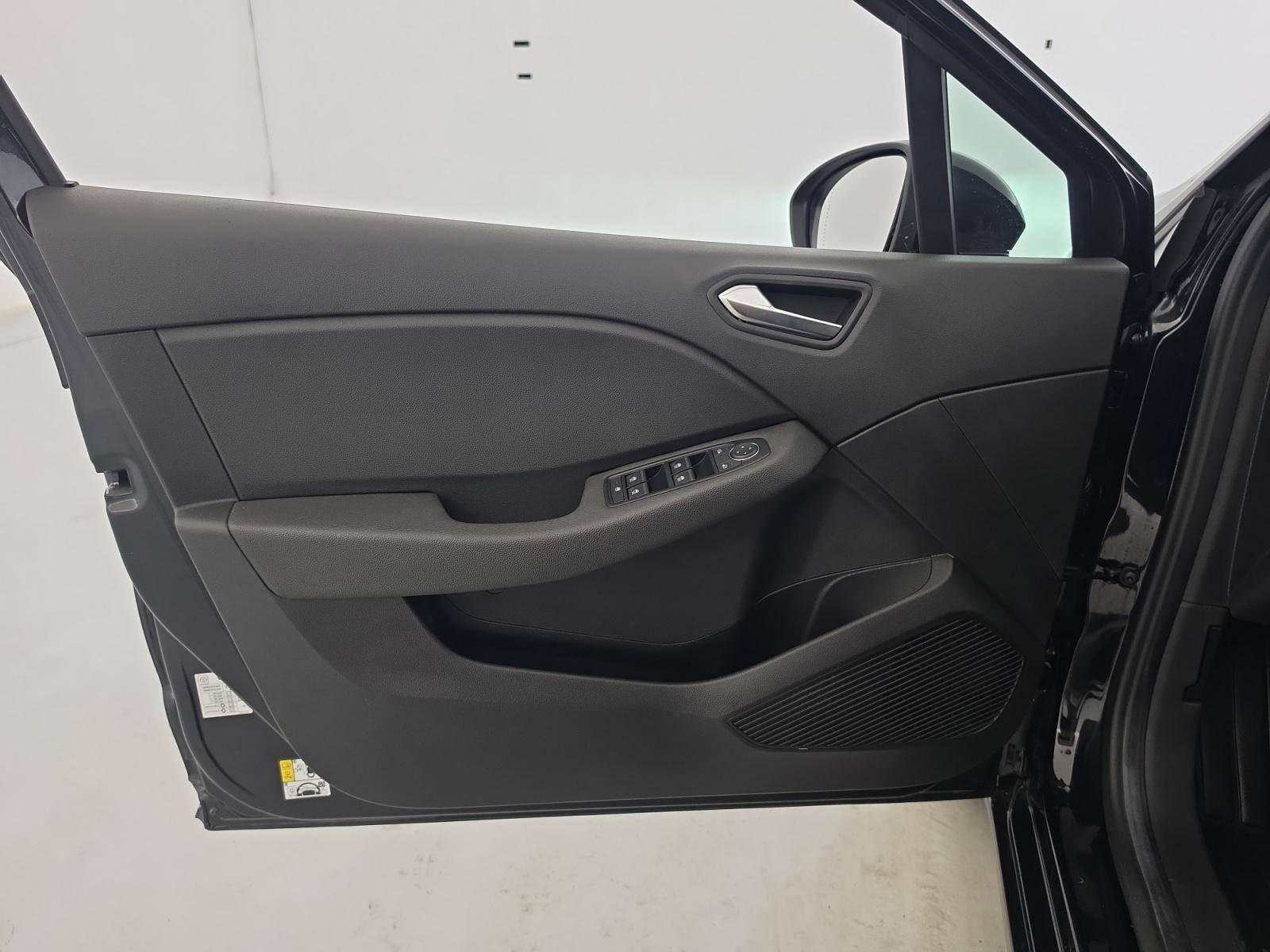 Vente en ligne Renault Clio 5 Clio TCe 90 X-Tronic au prix de 15 590 €