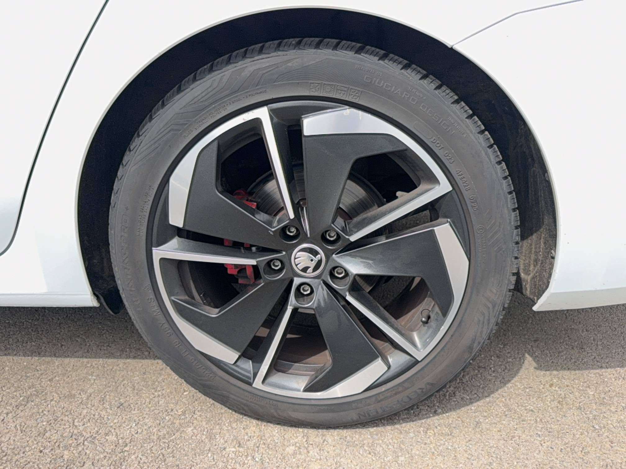 Vente en ligne Skoda Octavia Combi  2.0 TDI 200 ch DSG7 au prix de 29 900 €