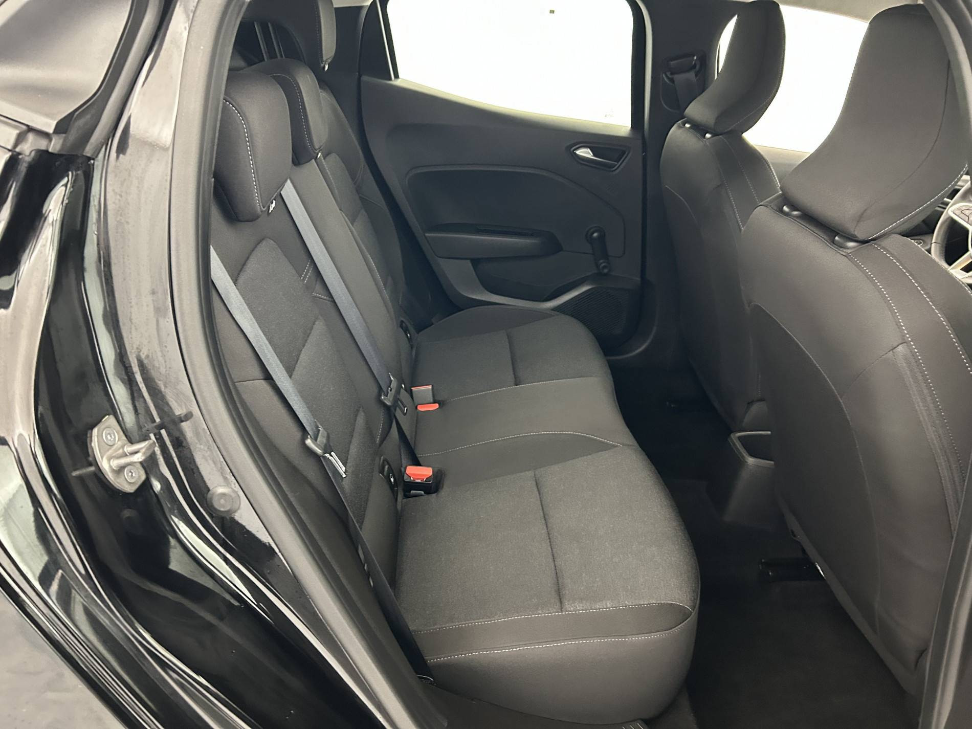 Vente en ligne Renault Clio 5 Clio TCe 90 au prix de 14 390 €