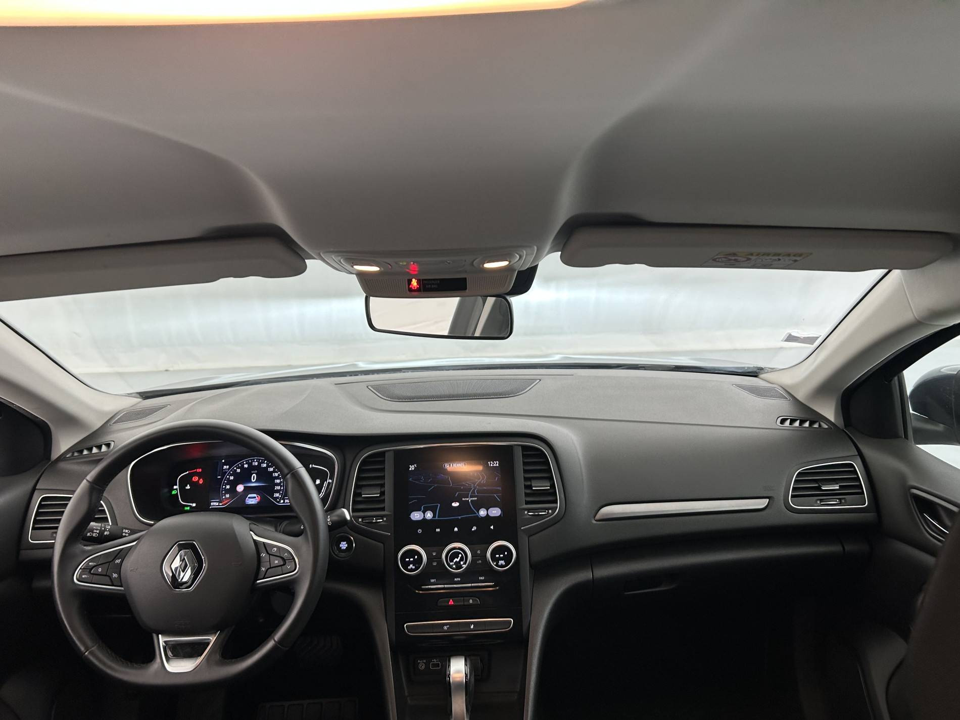 Vente en ligne Renault Megane 4 Mégane IV Berline Blue dCi 115 EDC au prix de 13 790 €