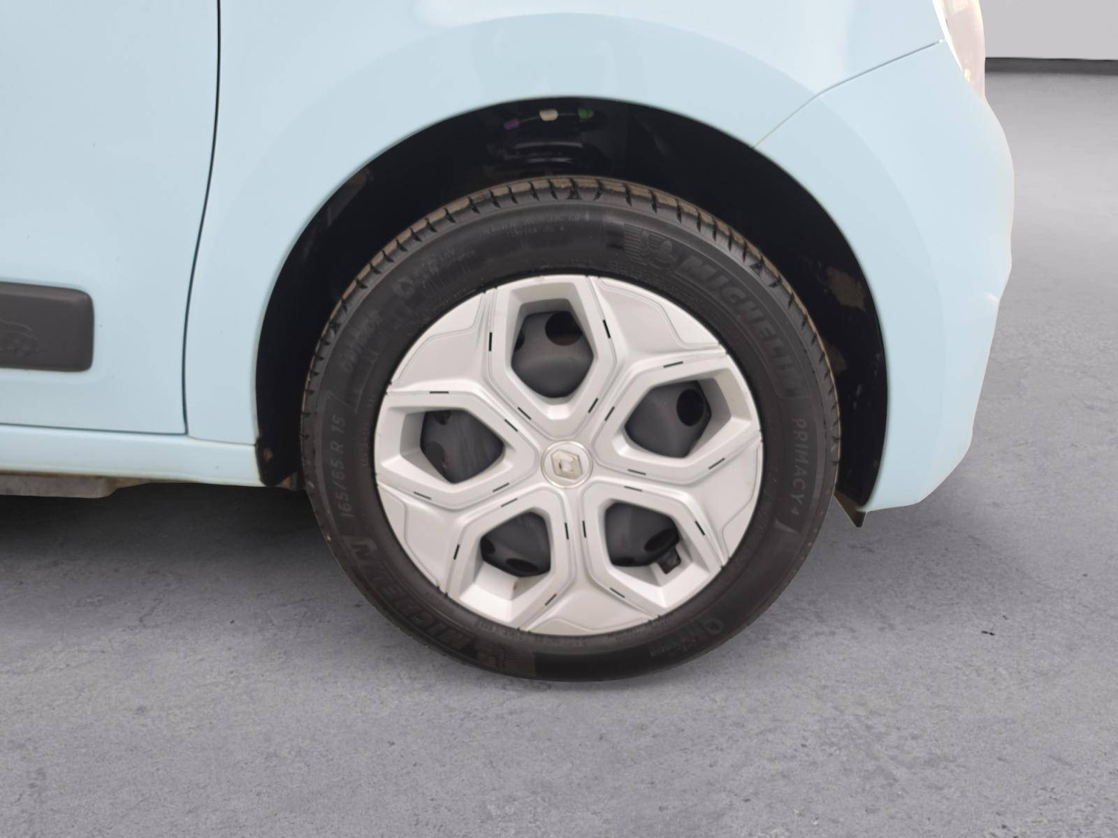 Vente en ligne Renault Twingo Electrique Twingo III E-Tech au prix de 13 490 €