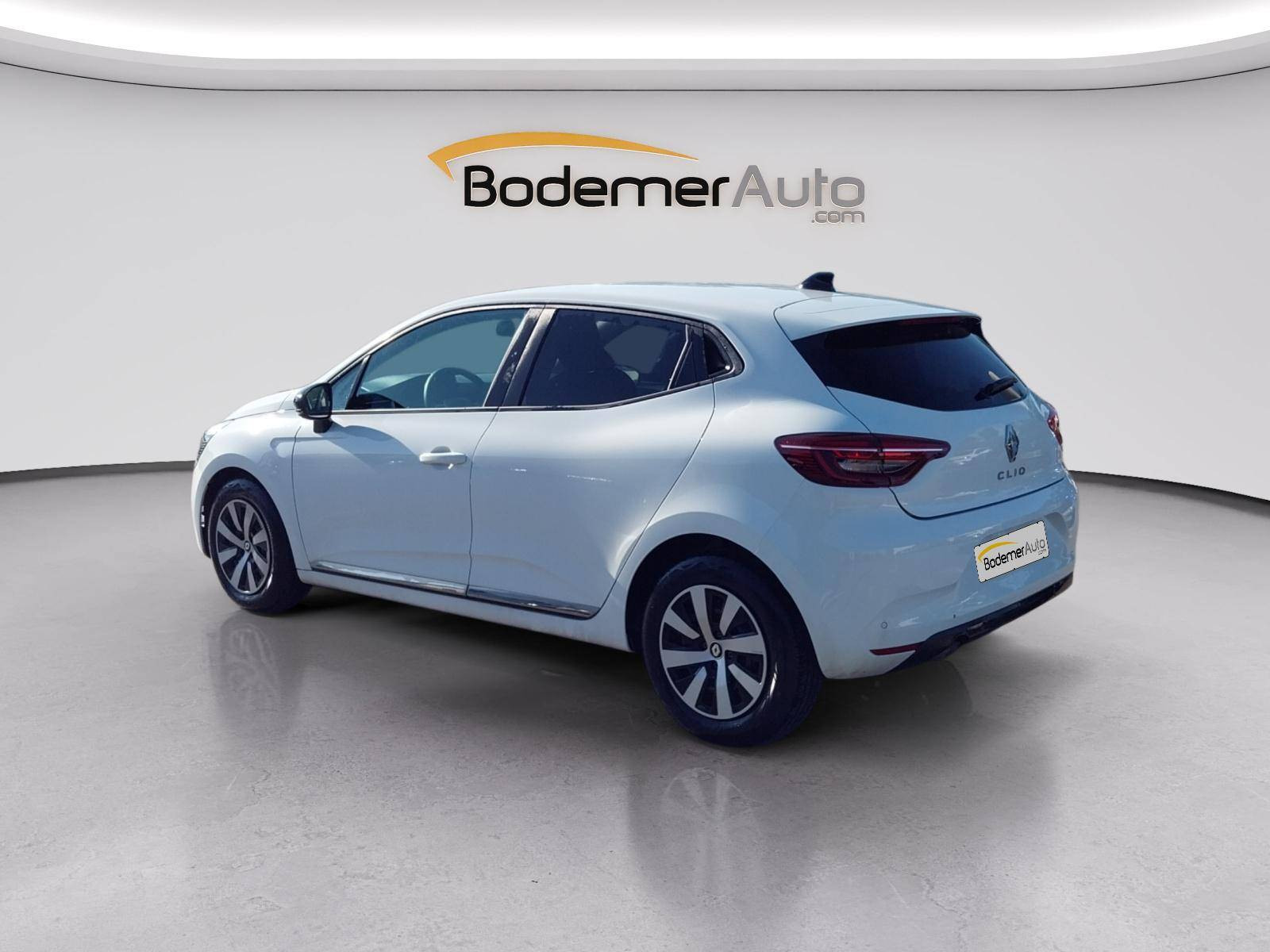 Vente en ligne Renault Clio 5 Clio TCe 90 au prix de 14 790 €