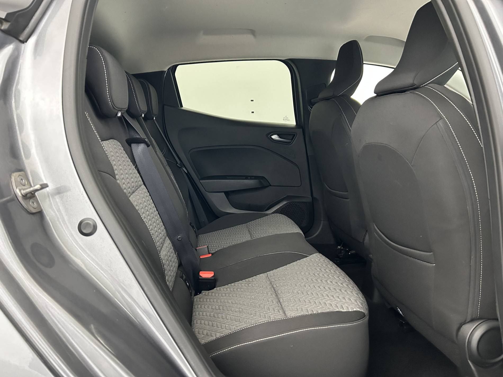 Vente en ligne Renault Clio 5 Clio SCe 65 au prix de 12 790 €