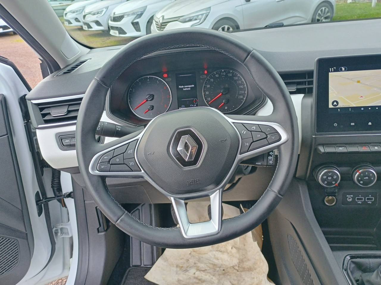 Vente en ligne Renault Clio 5 CLIO  SCE 65 au prix de 12 790 €