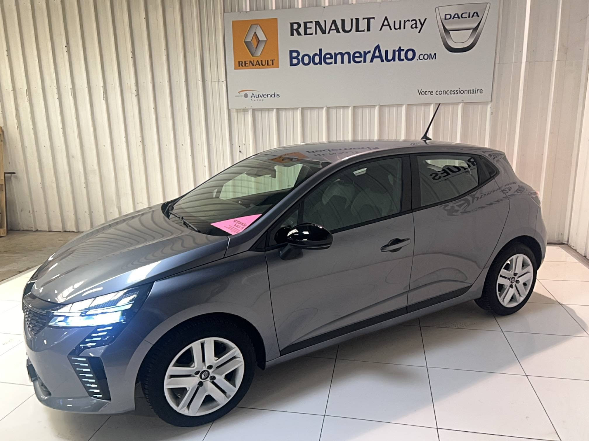 Vente en ligne Renault Clio 5 Clio TCe 90 ch GSR2 au prix de 16 490 €
