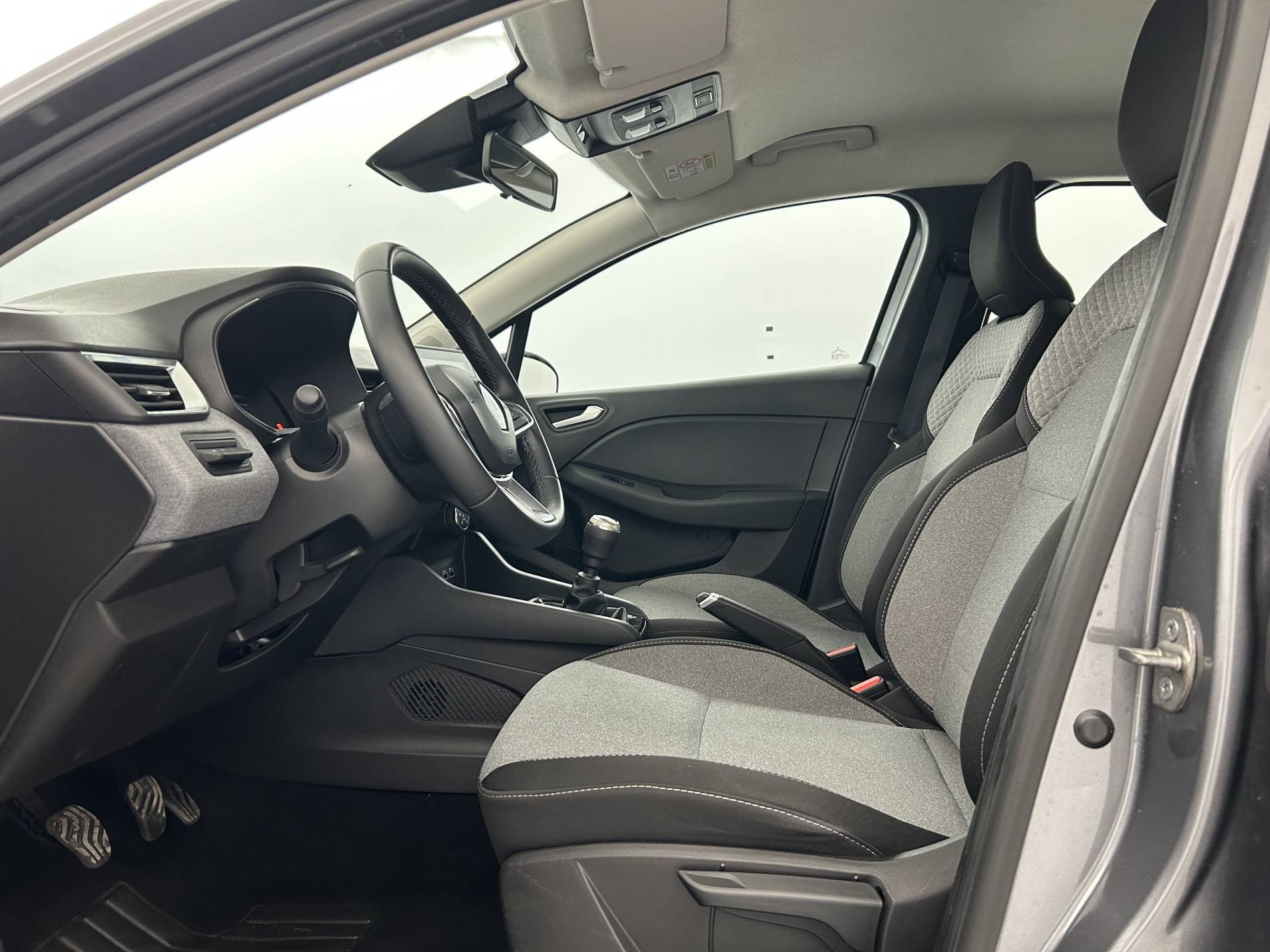 Vente en ligne Renault Clio 5 Clio TCe 90 ch GSR2 au prix de 14 990 €