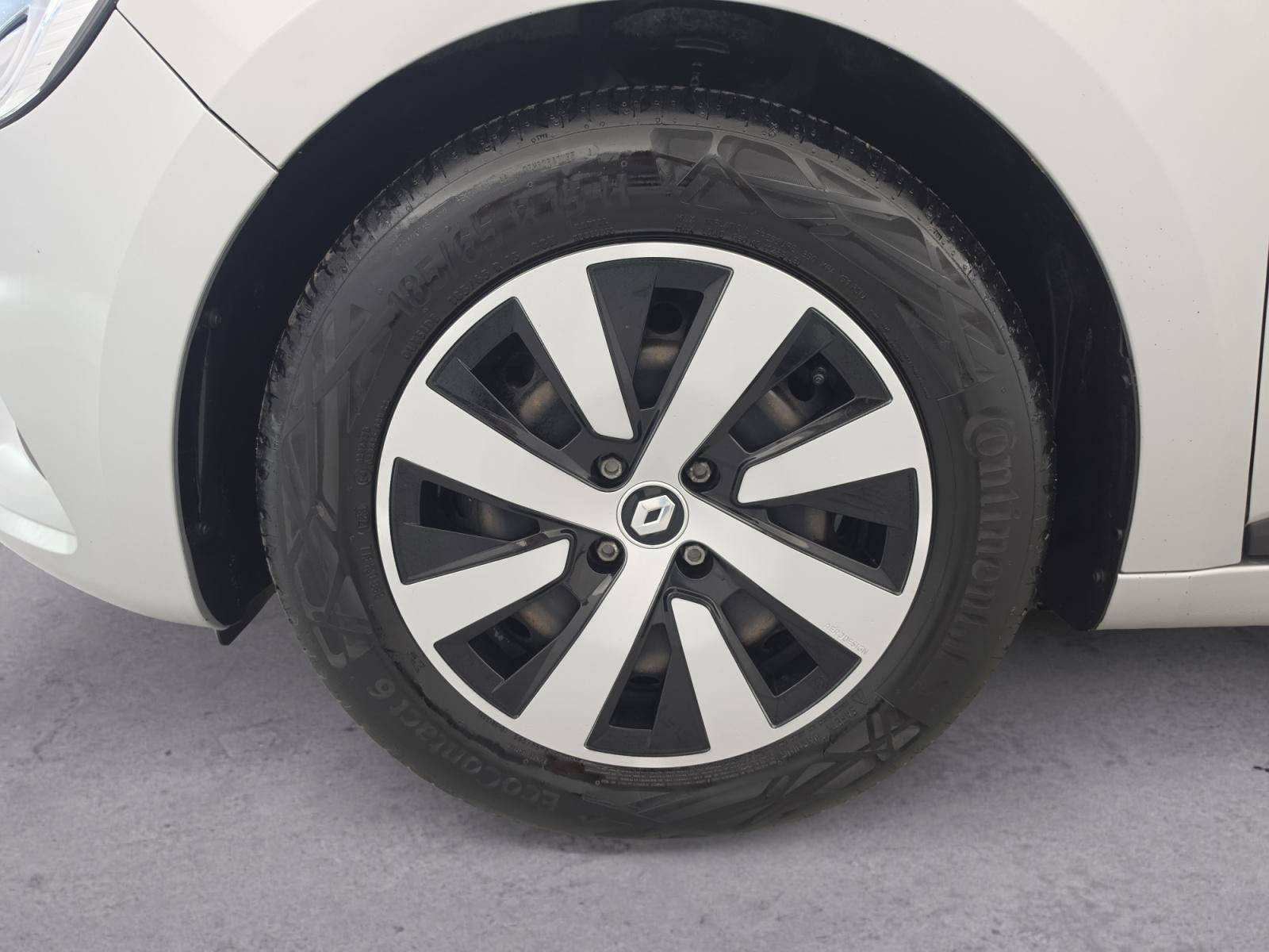 Vente en ligne Renault Clio 5 Clio TCe 90 au prix de 14 990 €