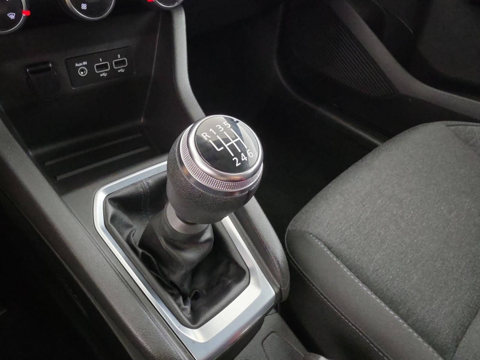 Vente en ligne Renault Clio 5 Clio TCe 90 - 21 au prix de 12 791 €