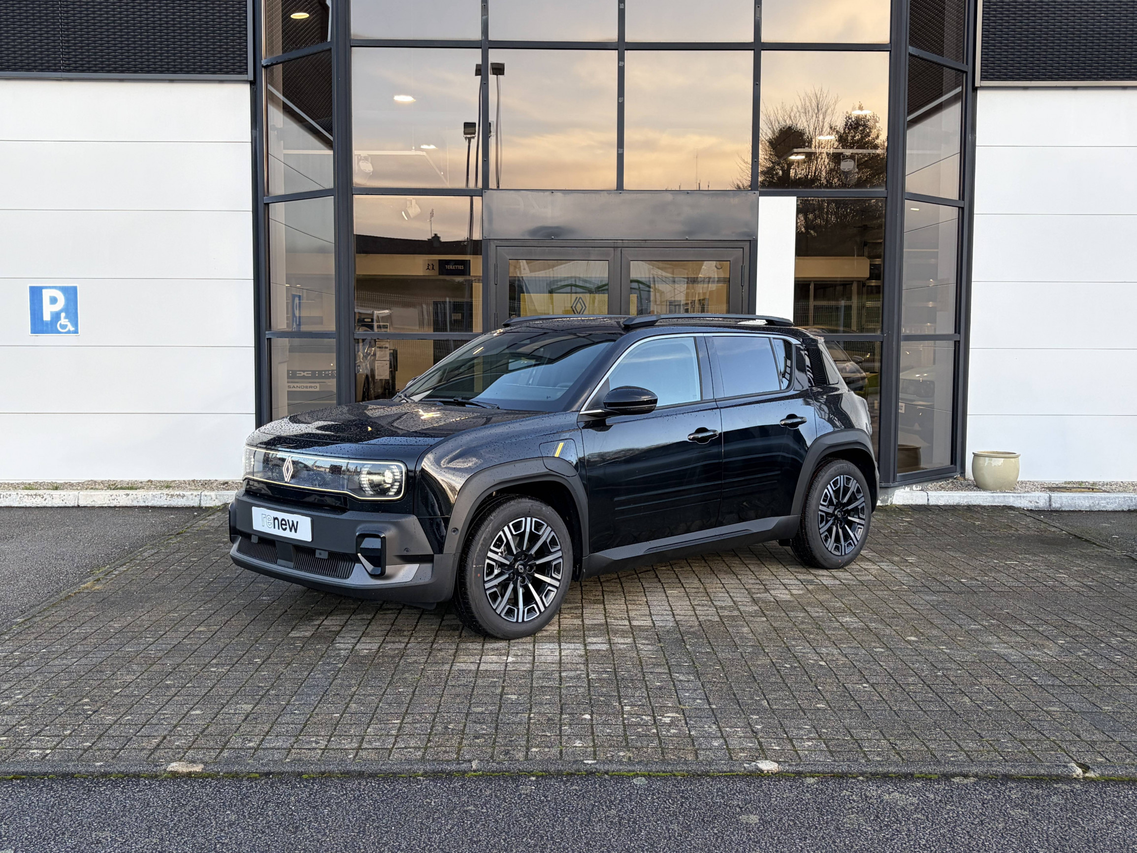 Renault R4 E-Tech  150 ch autonomie confort occasion de 2025 en vente à Loudéac