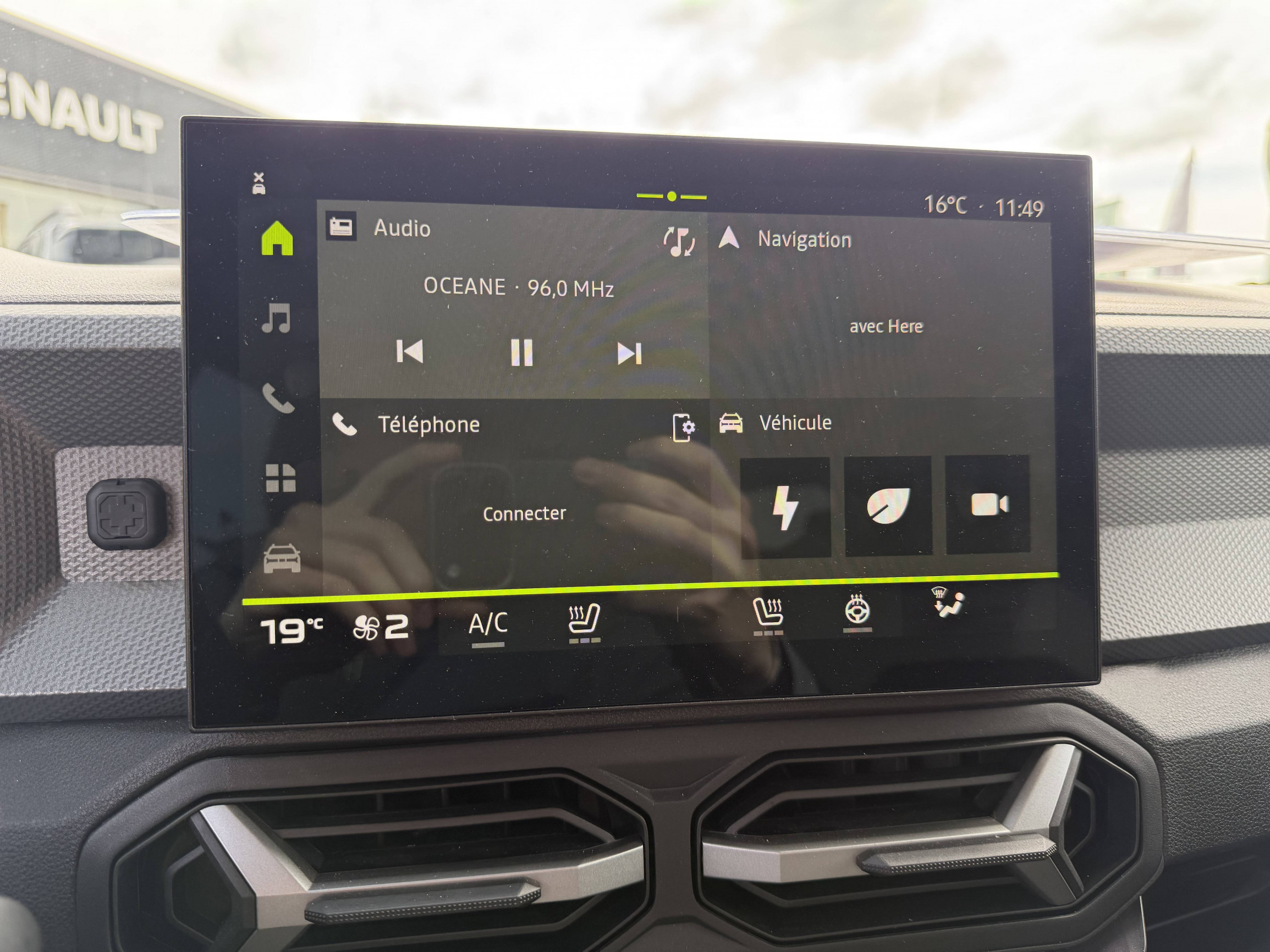 Vente en ligne Dacia Duster  Hybrid 155 au prix de 29 290 €