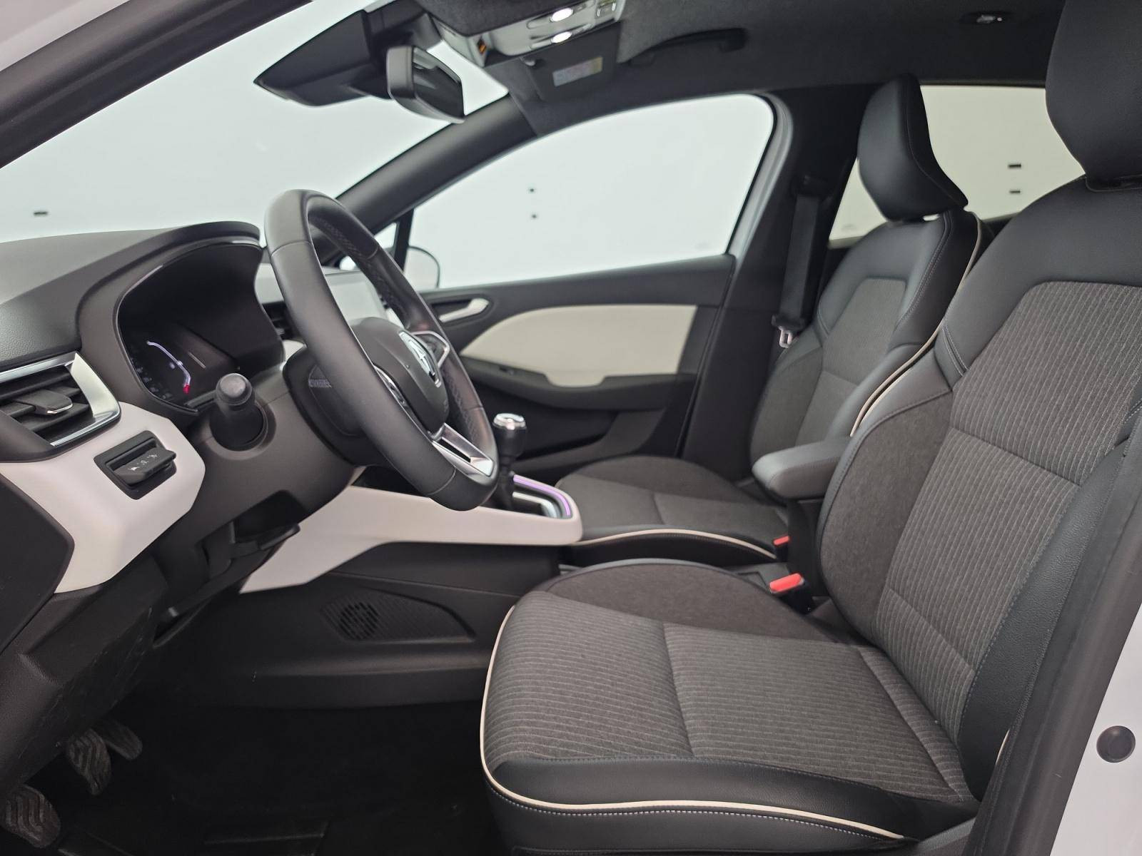 Vente en ligne Renault Clio 5 Clio TCe 90 au prix de 14 800 €