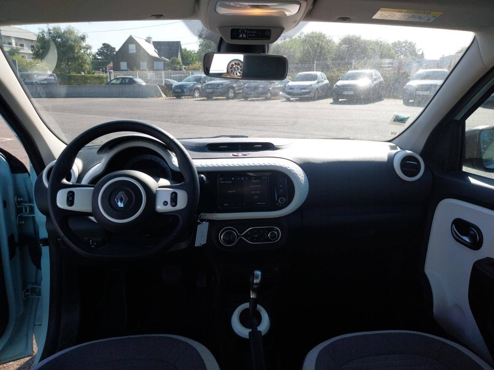 Vente en ligne Renault Twingo Electrique Twingo III E-Tech au prix de 12 990 €