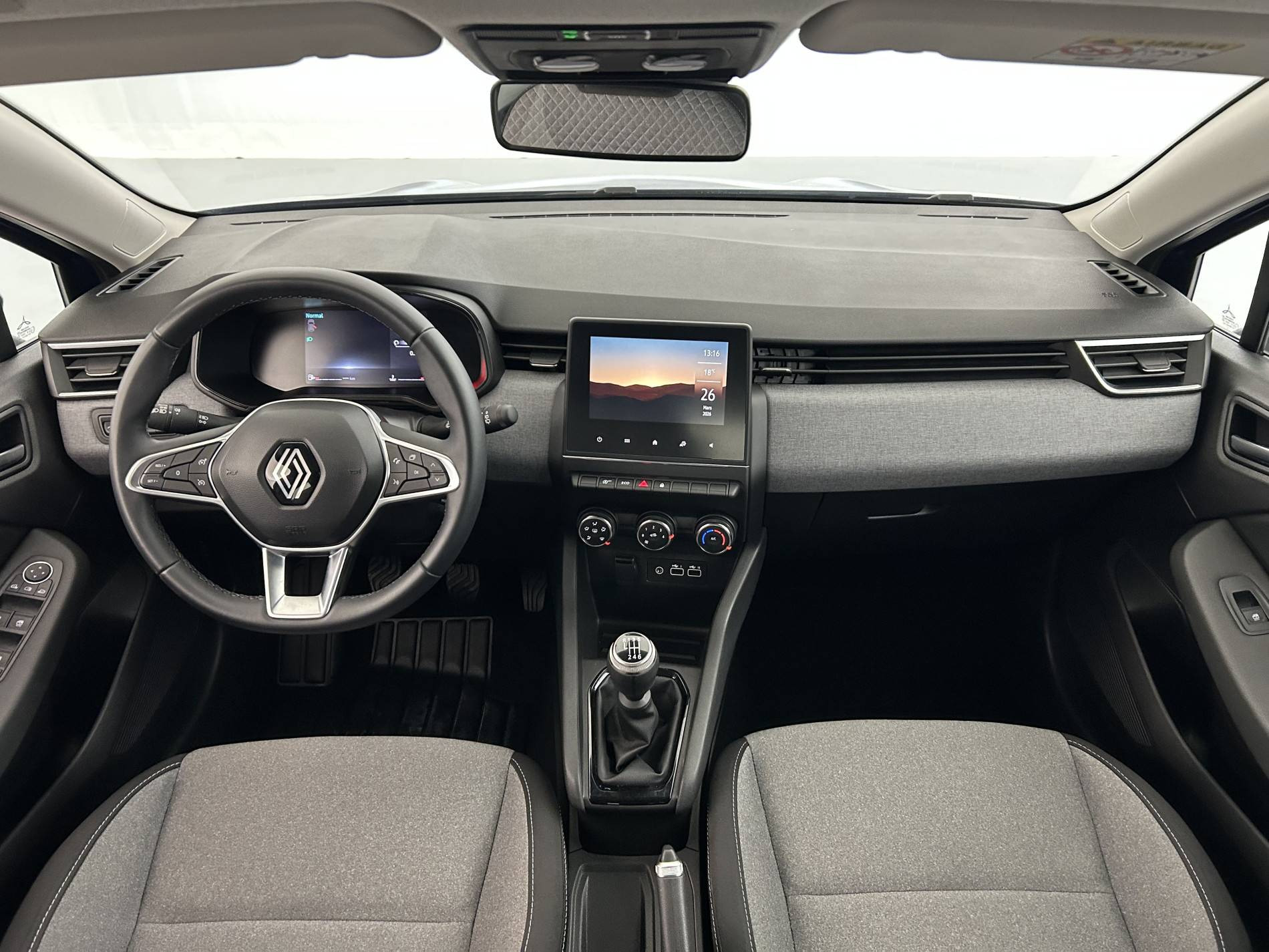 Vente en ligne Renault Clio 5 Clio TCe 90 au prix de 15 990 €