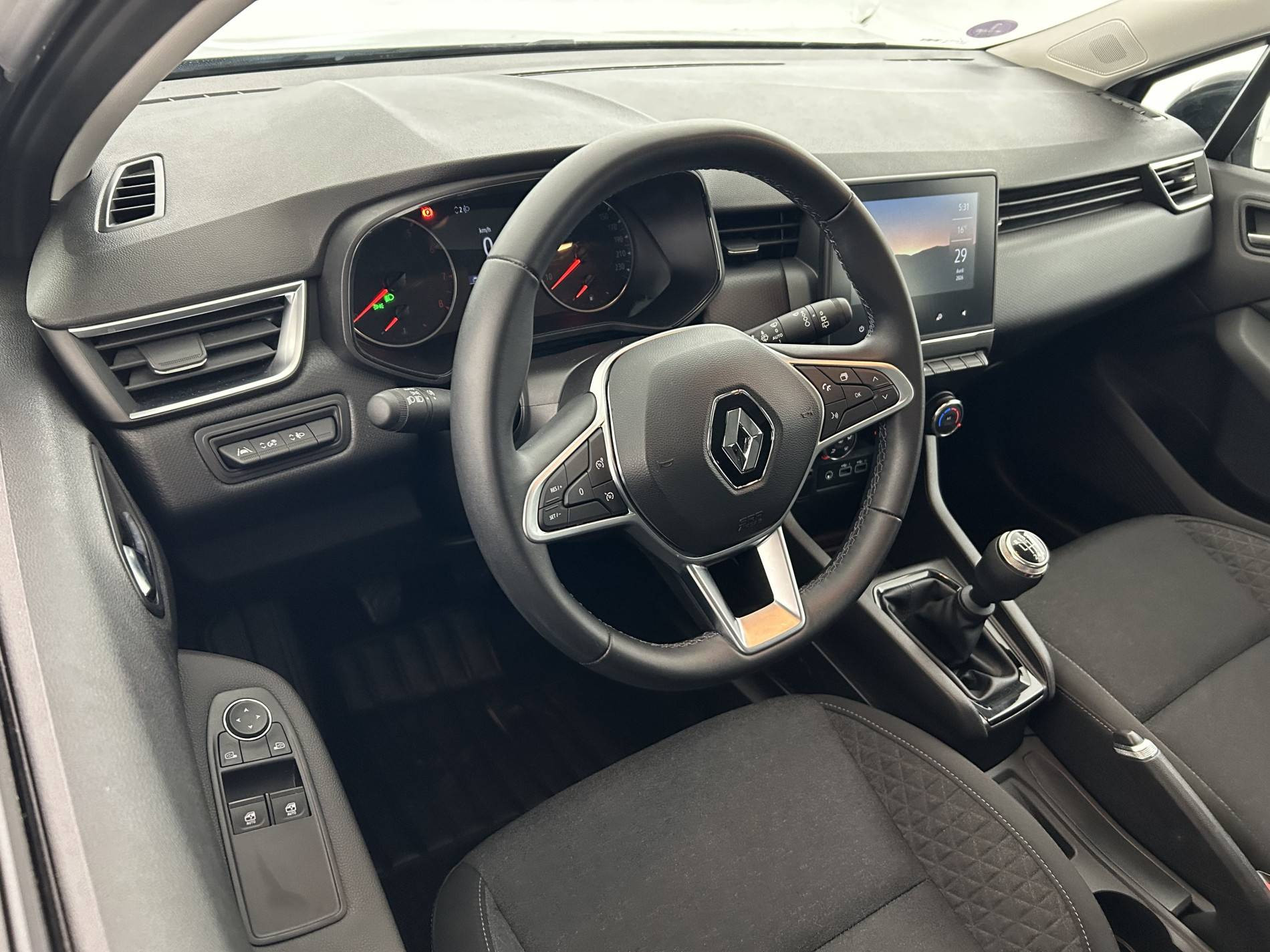 Vente en ligne Renault Clio 5 Clio TCe 90 au prix de 13 990 €