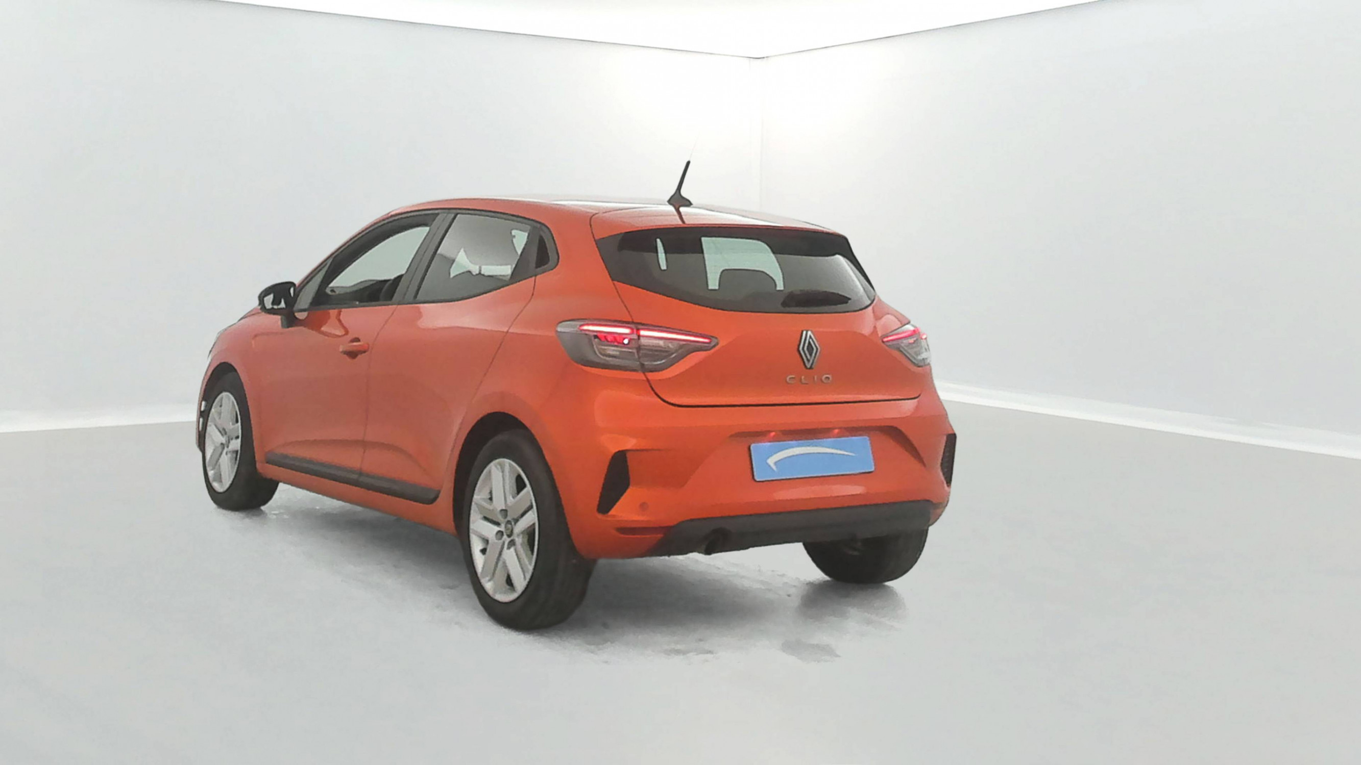 Vente en ligne Renault Clio 5 Clio Eco-G 100 ch GSR2 au prix de 16 290 €