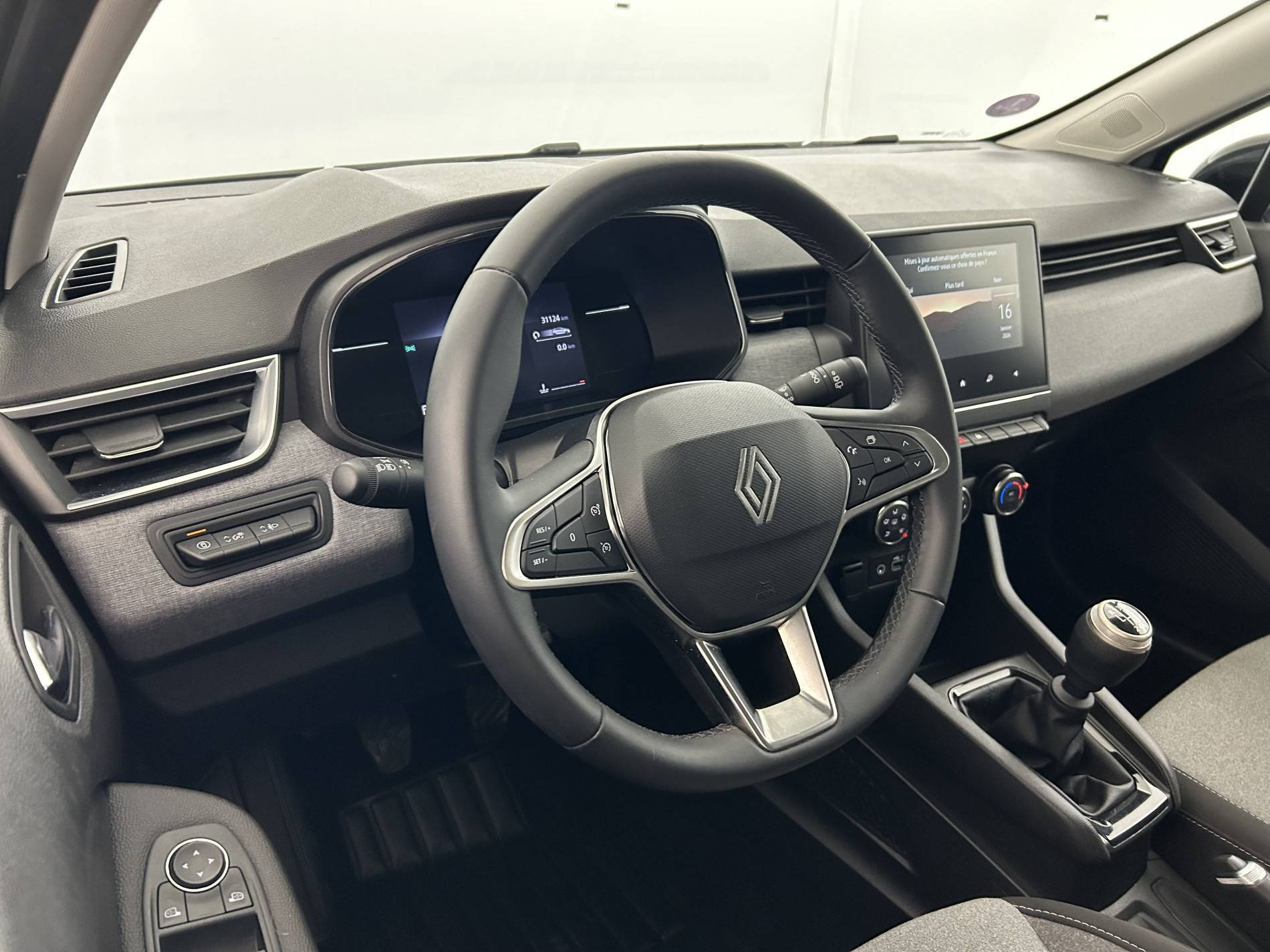 Vente en ligne Renault Clio 5 Clio TCe 90 au prix de 15 690 €