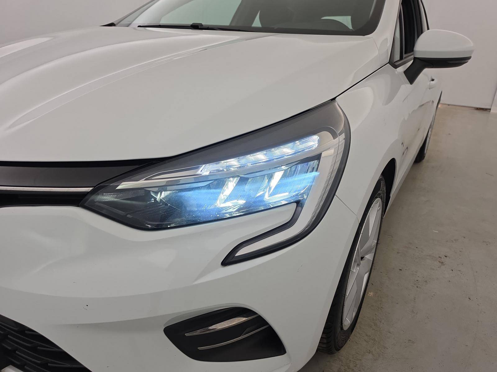 Vente en ligne Renault Clio 5 CLIO SOCIETE E-TECH 140 - 21N au prix de 13 290 €