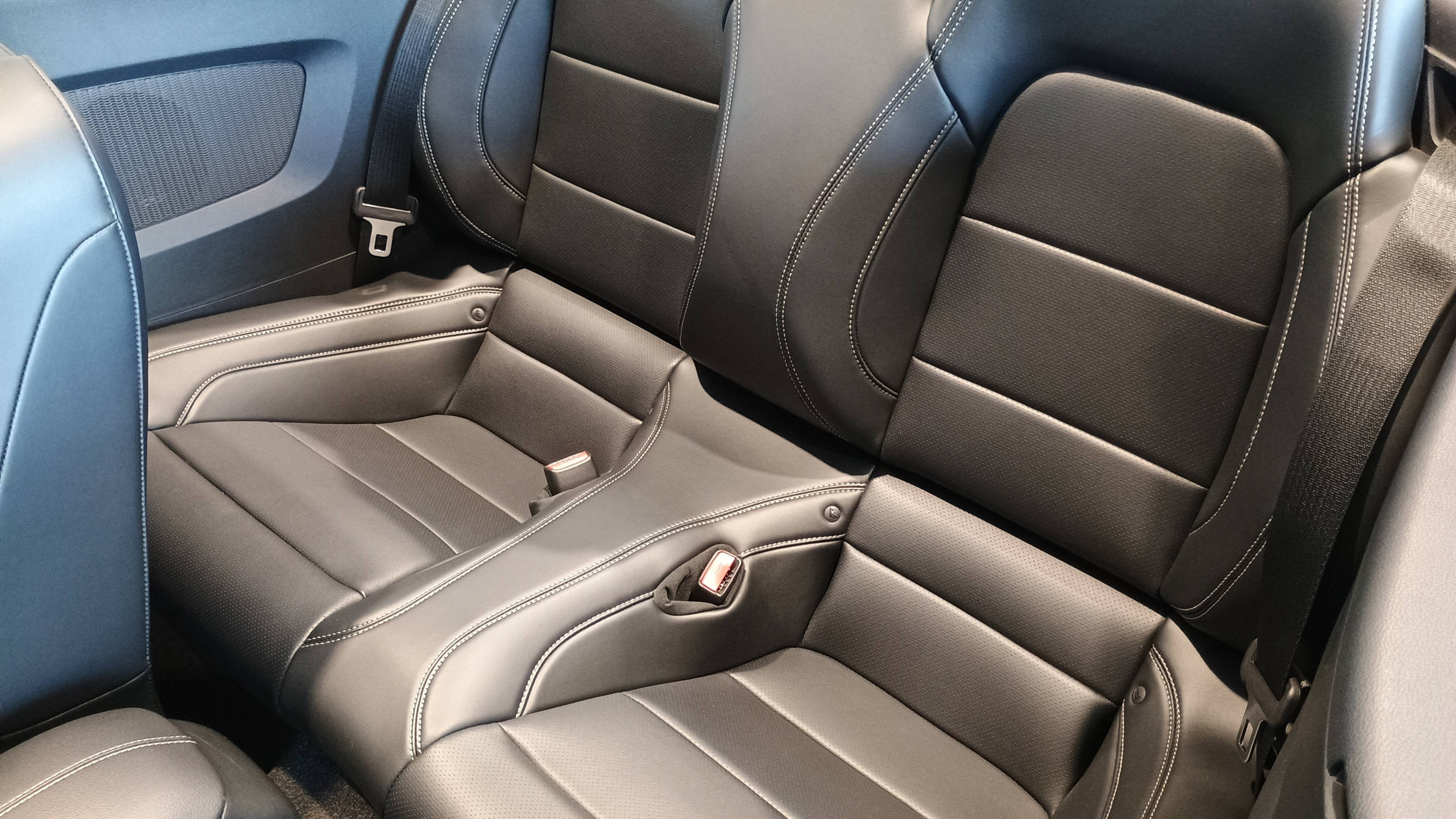 Vente en ligne Ford Mustang  V8 5.0 421 au prix de 39 990 €