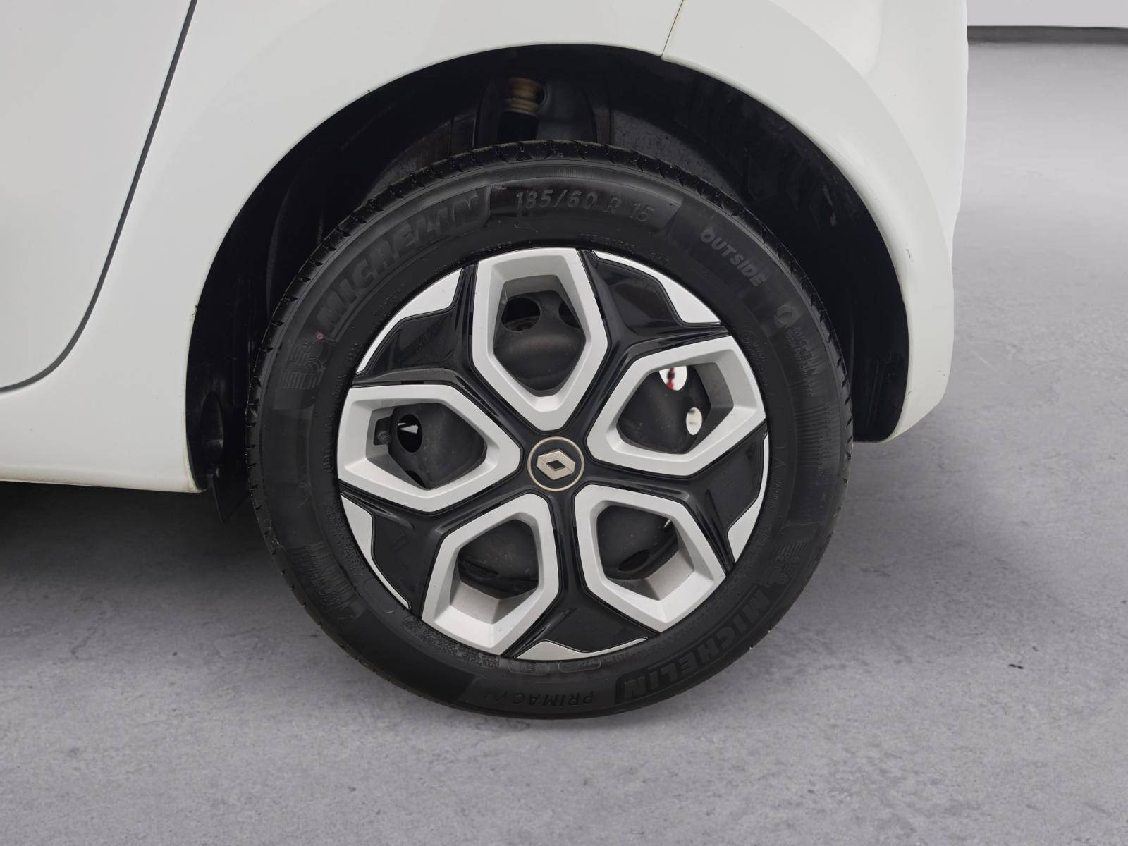 Vente en ligne Renault Twingo Electrique Twingo III E-Tech au prix de 12 490 €