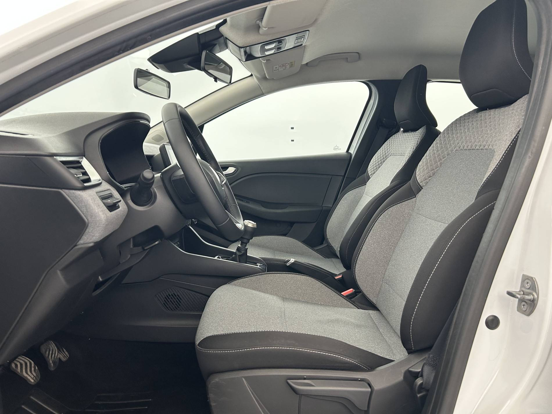 Vente en ligne Renault Clio 5 Clio Blue dCi 100 au prix de 14 990 €