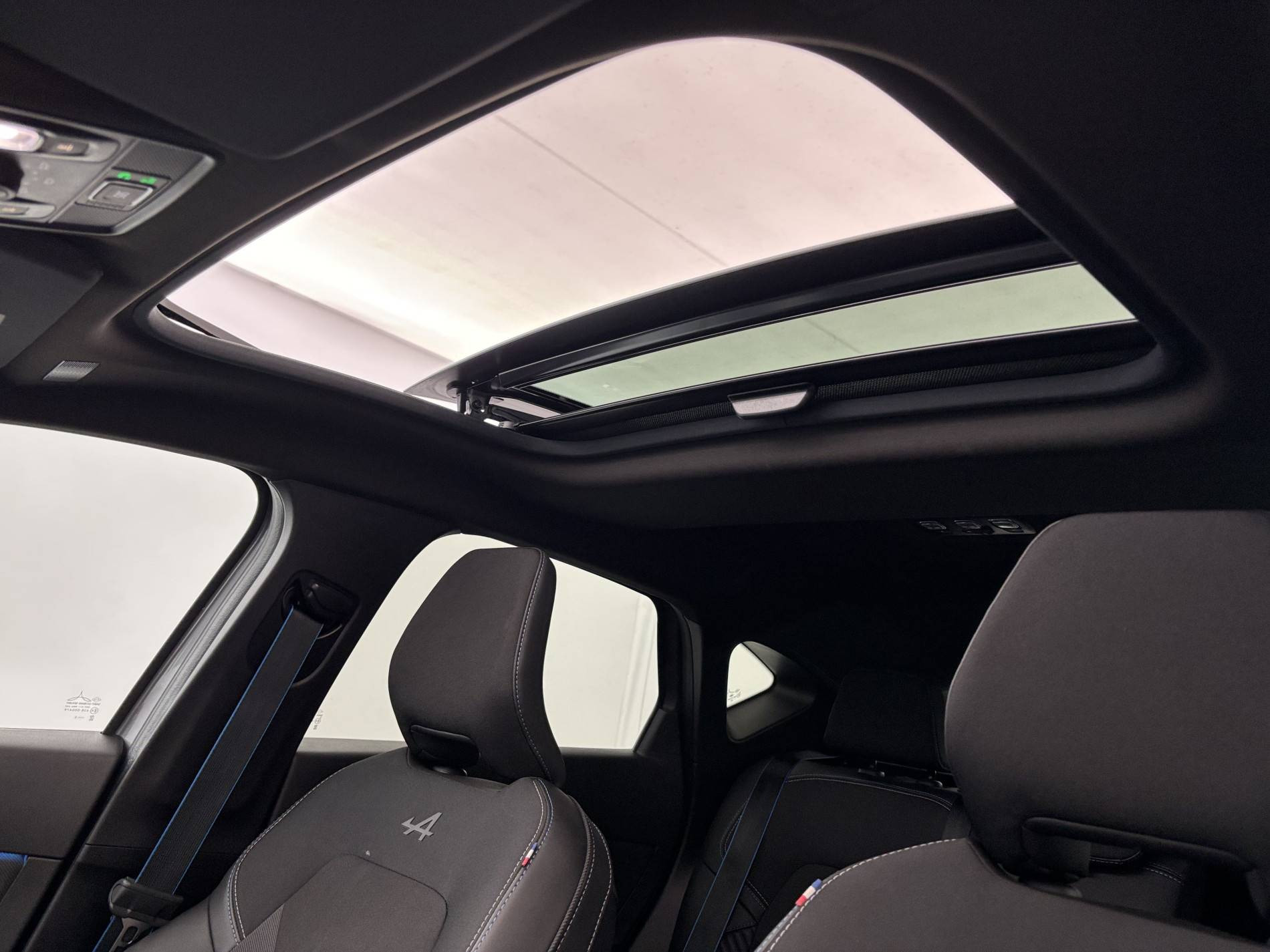 Vente en ligne Renault Captur  E-Tech full hybrid 145 ch au prix de 26 990 €