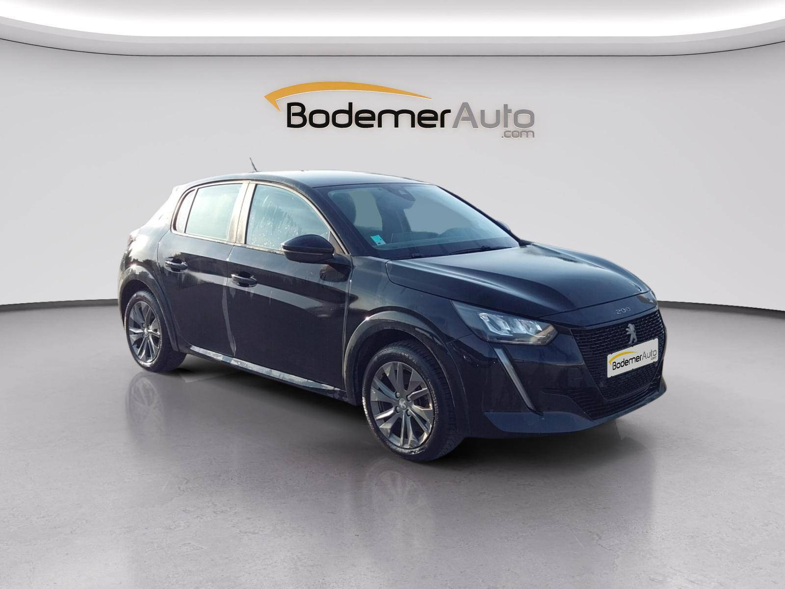 Vente en ligne Peugeot E-208  50 kWh 136ch au prix de 15 900 €
