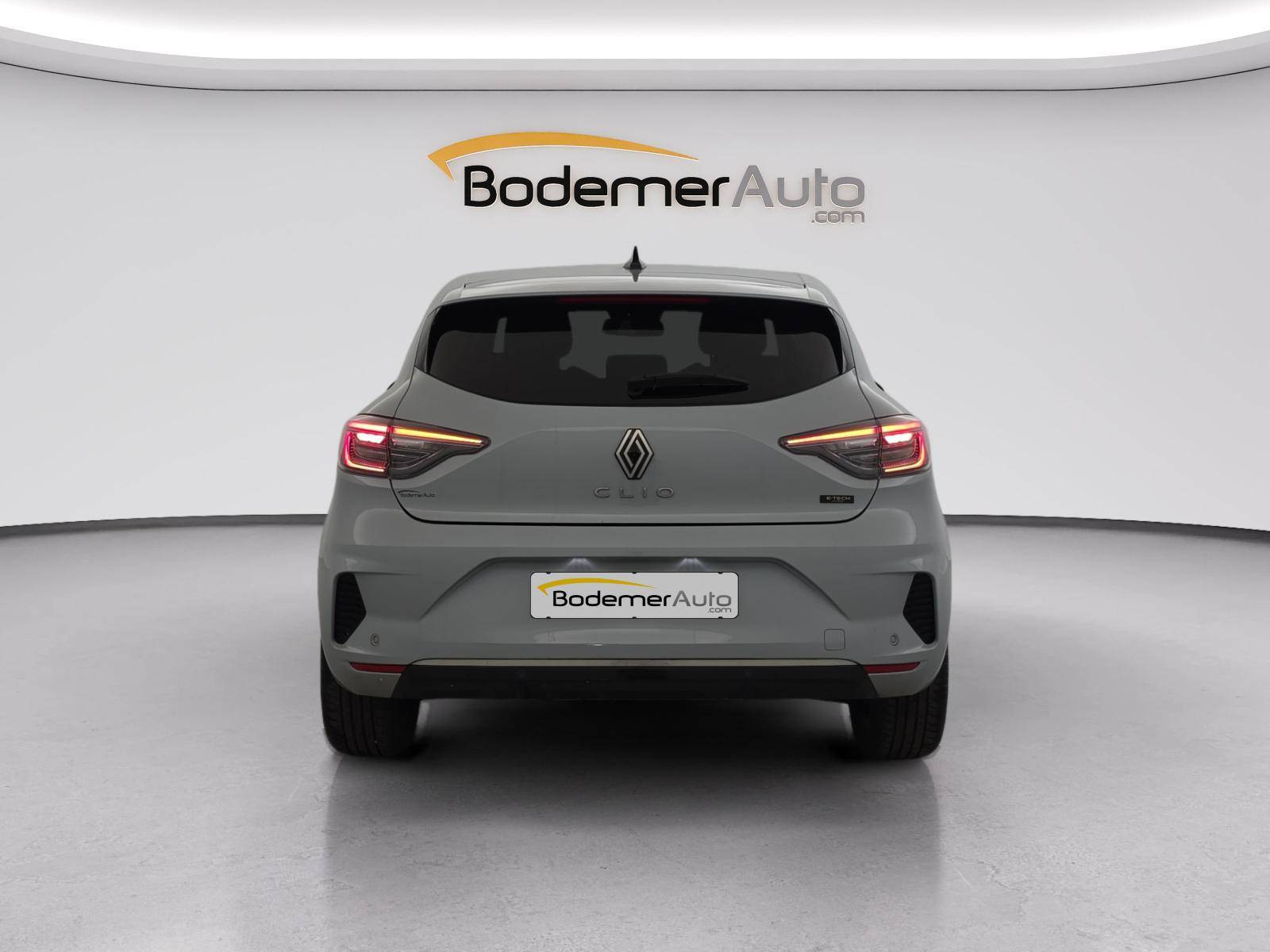 Vente en ligne Renault Clio 5 Clio E-Tech full hybrid 145 au prix de 18 390 €