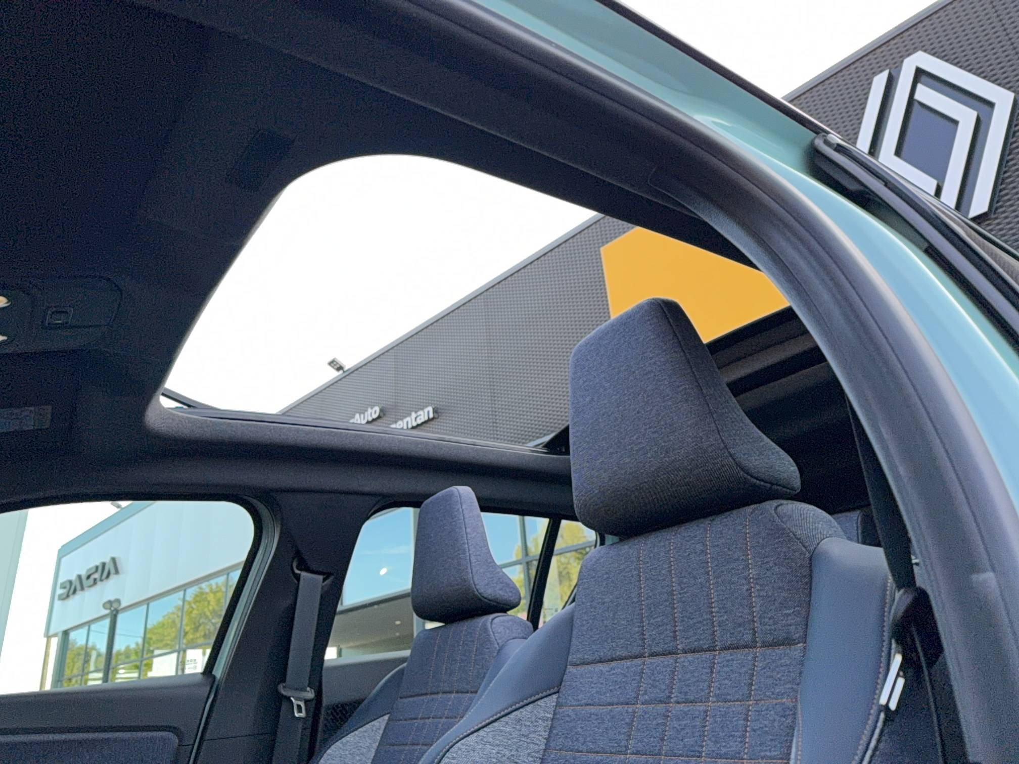Vente en ligne Renault R4 E-Tech  150 ch autonomie confort au prix de 39 790 €