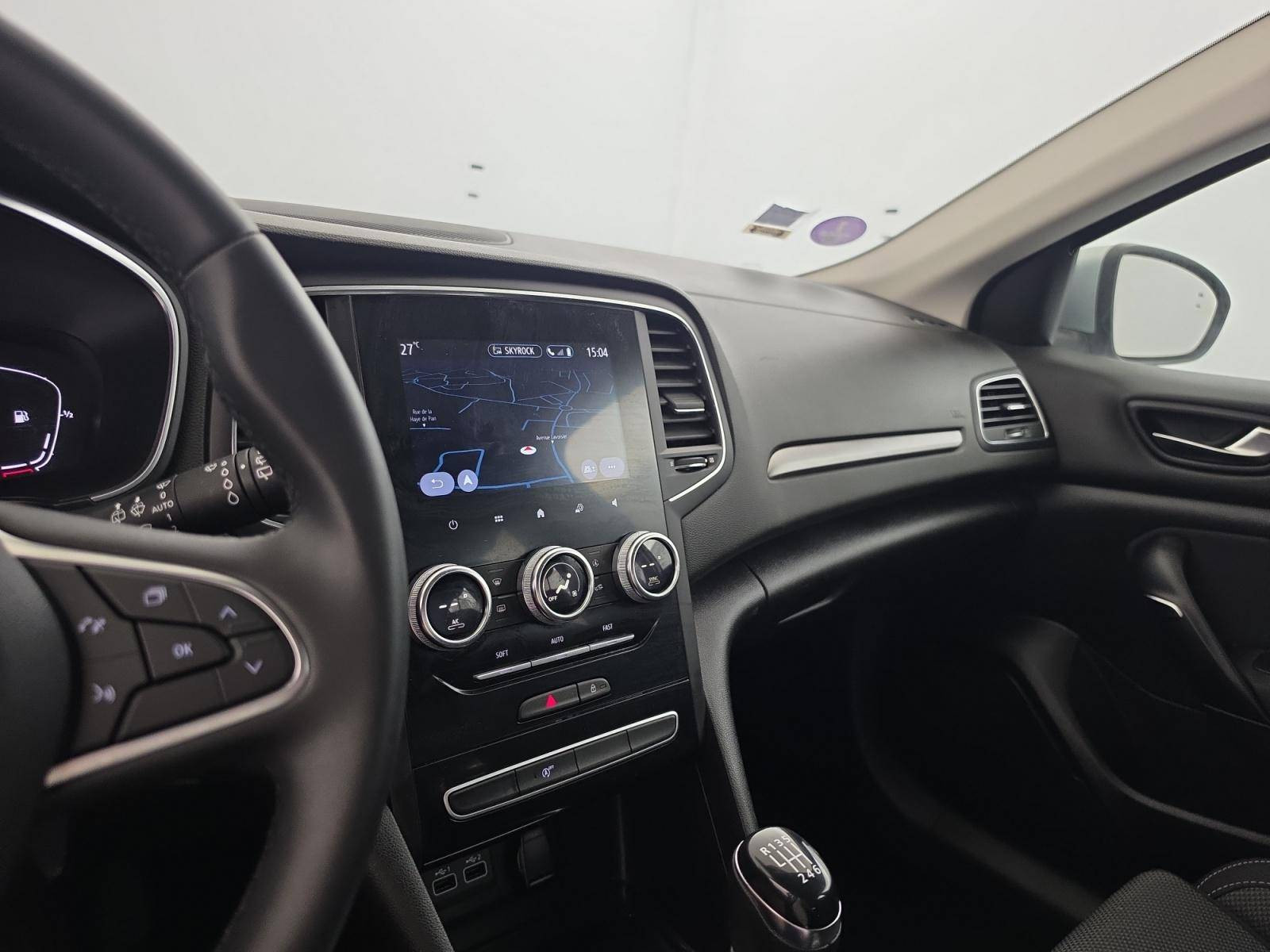 Vente en ligne Renault Megane 4  TCe 140 au prix de 16 490 €