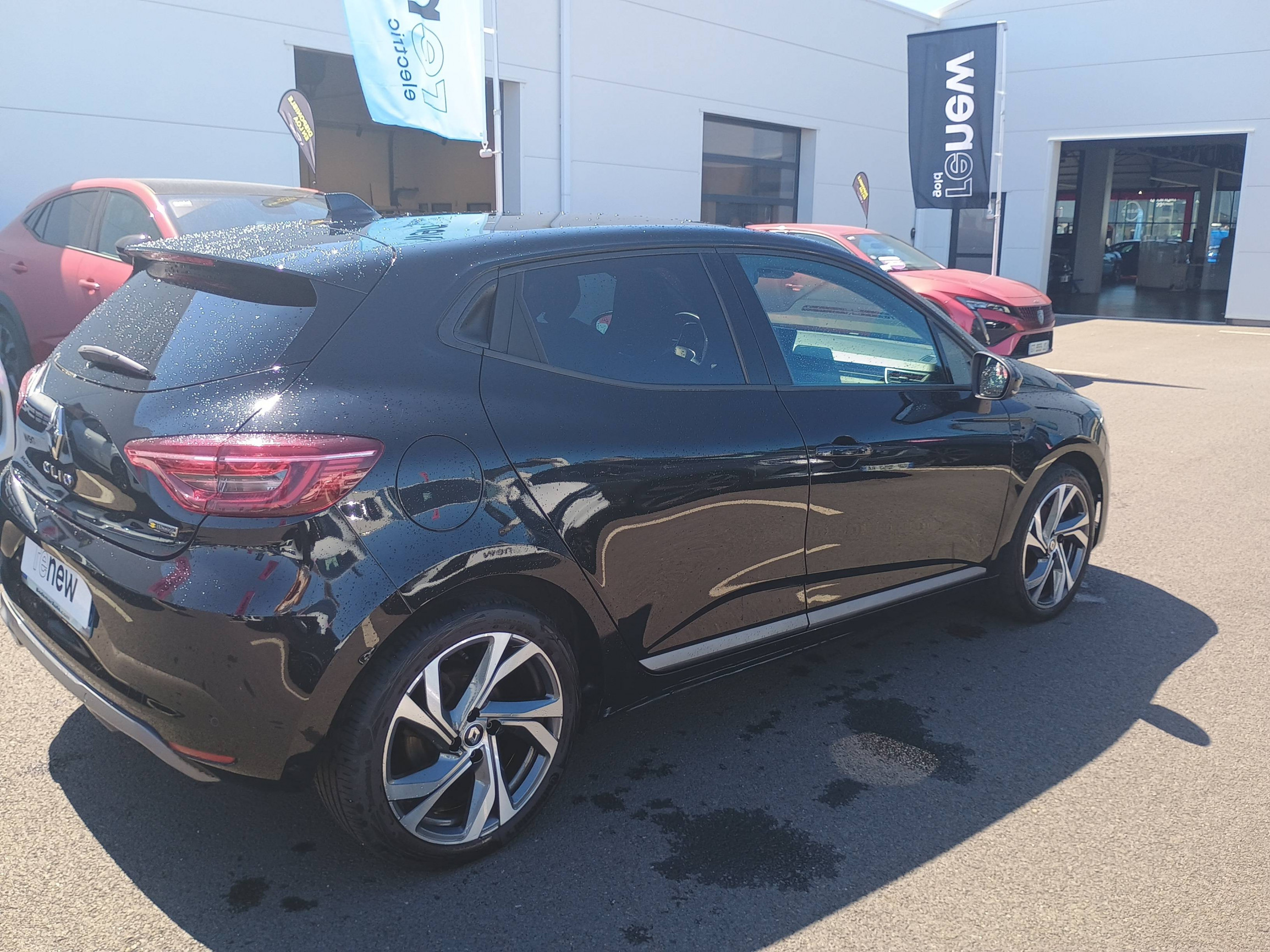 Vente en ligne Renault Clio 5 Clio TCe 140 au prix de 17 800 €