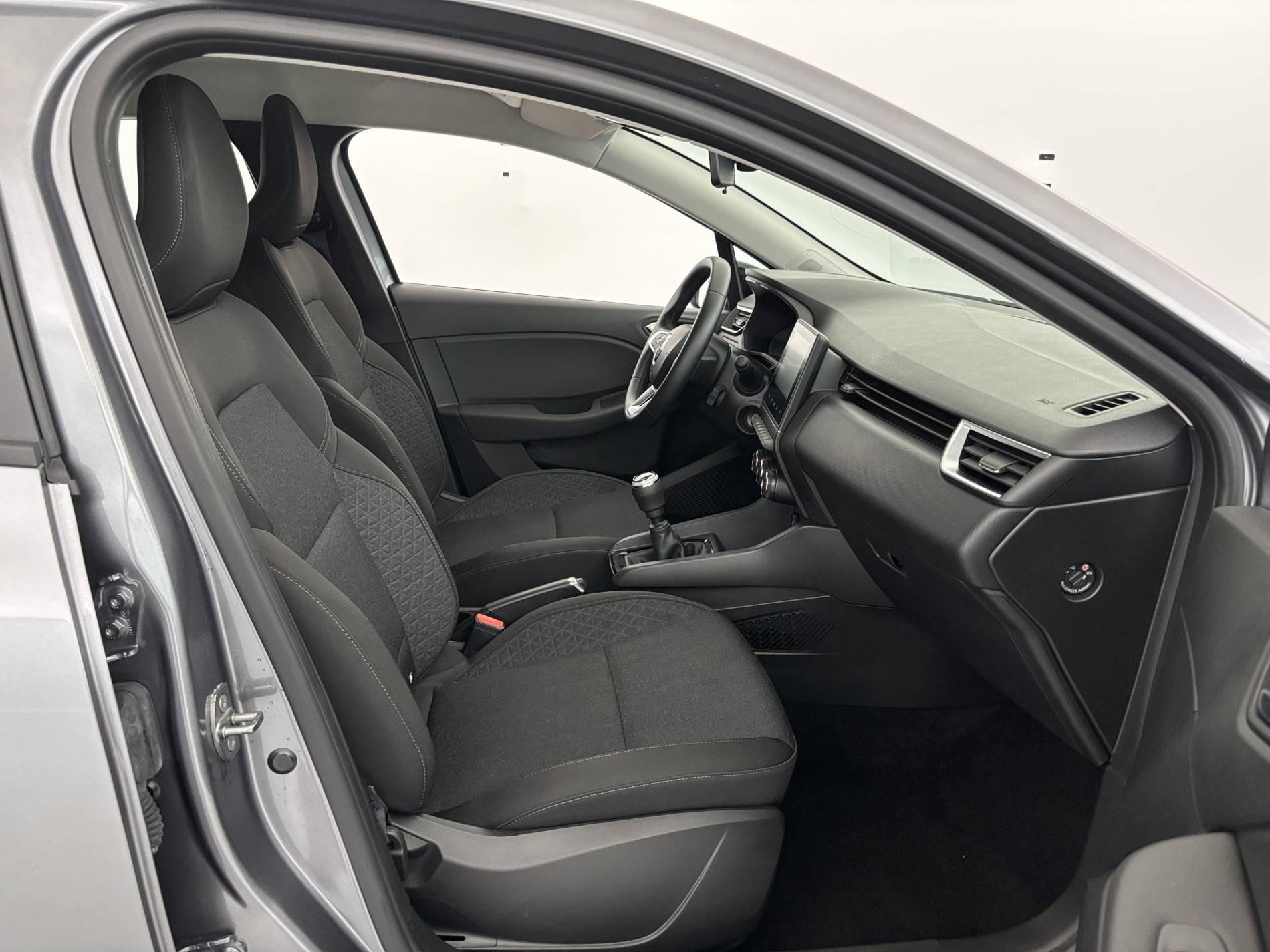 Vente en ligne Renault Clio 5 Clio TCe 90 au prix de 14 550 €