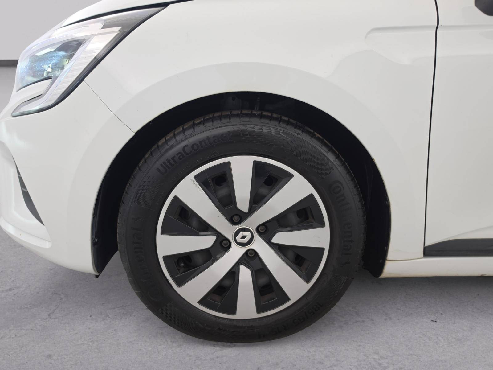 Vente en ligne Renault Clio 5 Clio TCe 90 au prix de 11 990 €