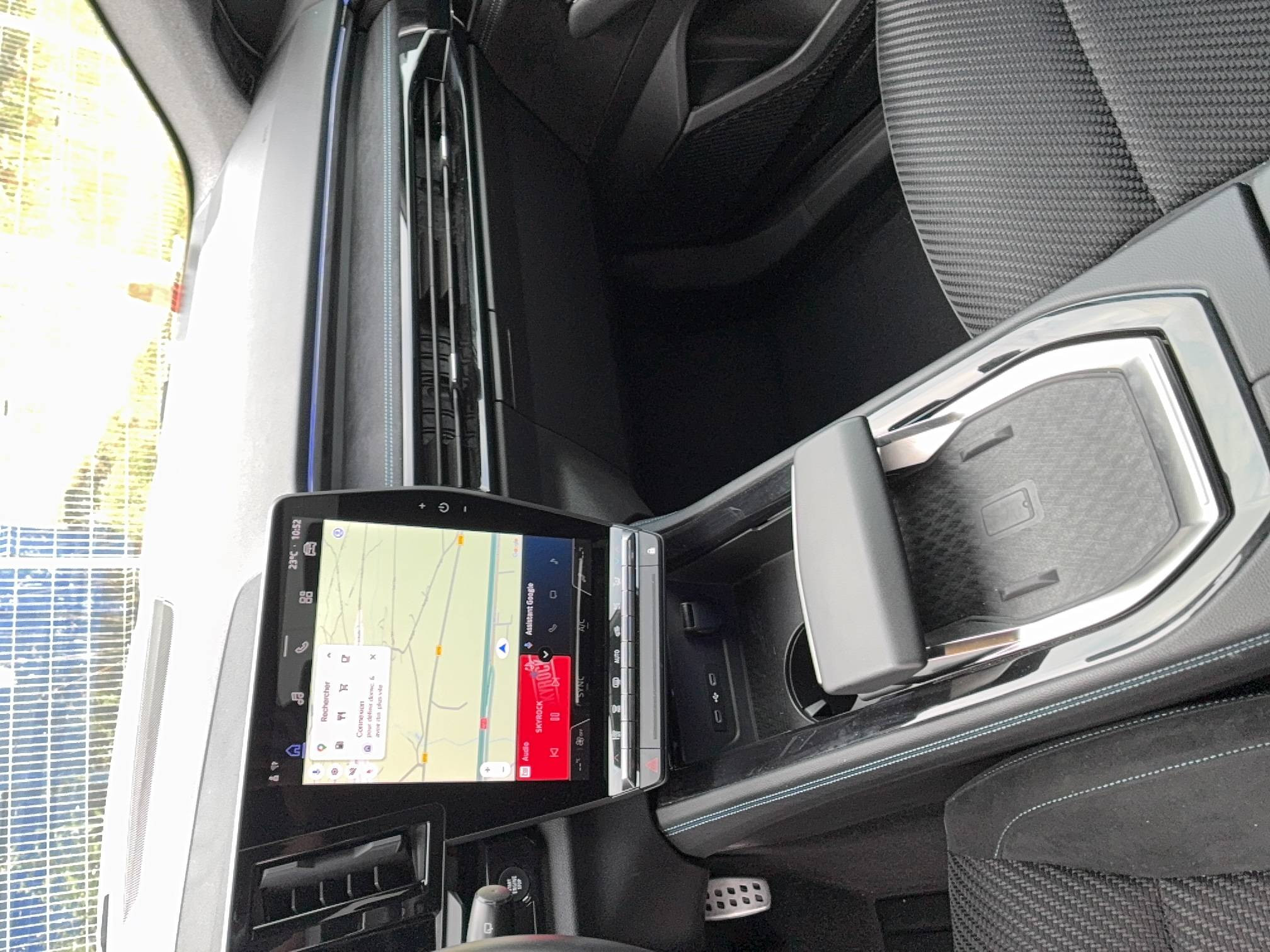 Vente en ligne Renault Austral  E-Tech hybrid 200 au prix de 29 990 €