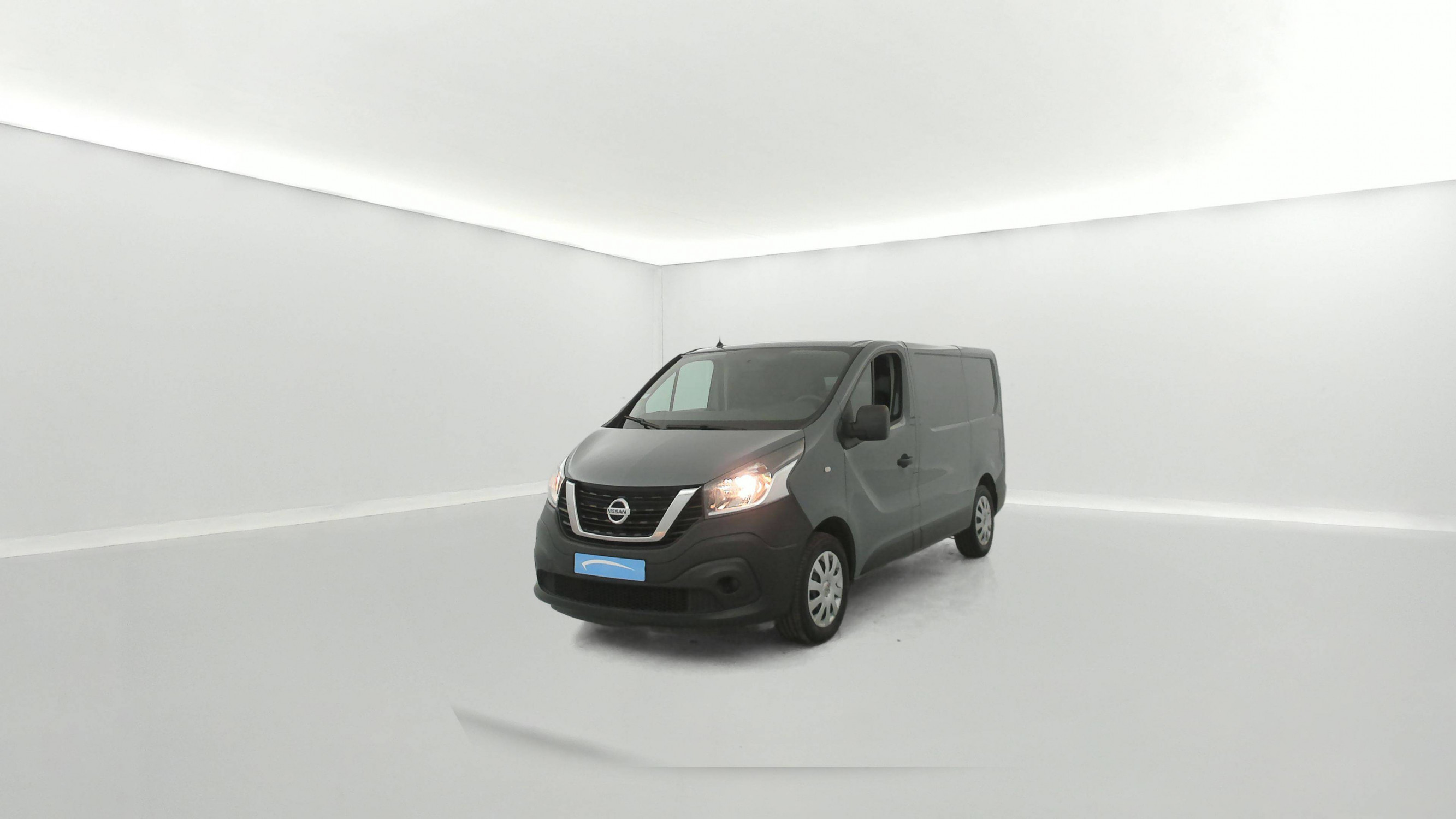 Nissan NV300 Fourgon NV300 FOURGON L1H1 2T8 2.0 DCI 120 BVM occasion de 2021 en vente à Brest