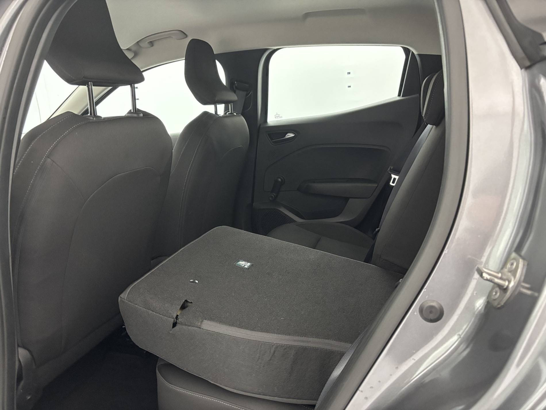 Vente en ligne Renault Clio 5 Clio TCe 90 au prix de 14 290 €