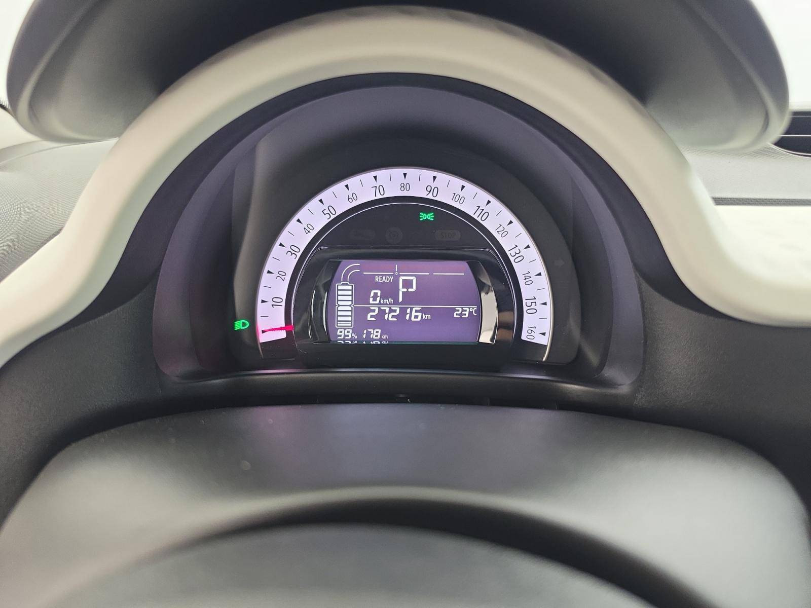 Vente en ligne Renault Twingo Electrique Twingo III E-Tech au prix de 13 890 €