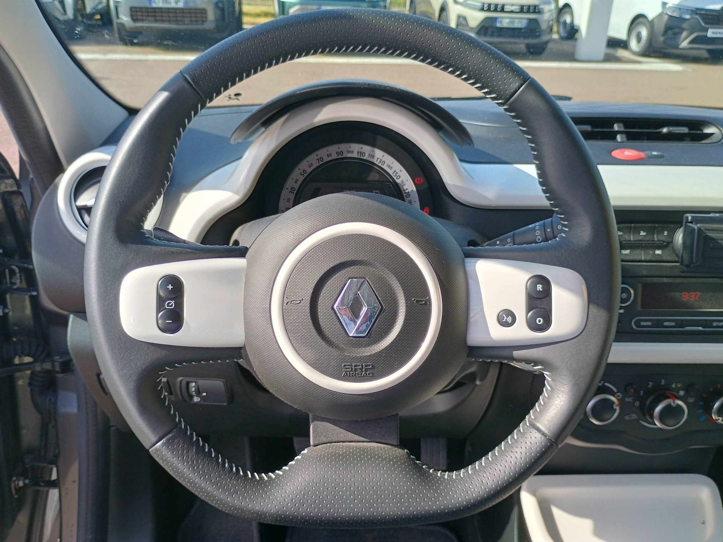 Vente en ligne Renault Twingo 3  0.9 TCe 90 Energy E6C au prix de 11 991 €